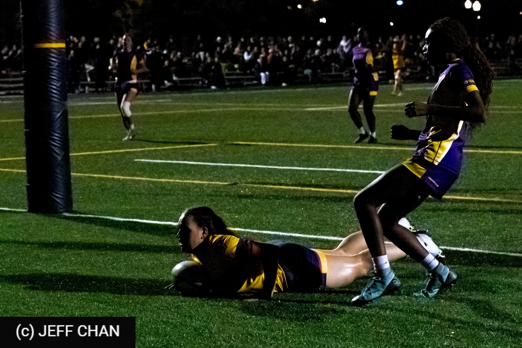  Queen's University - Wilfrid Laurier University - Rugby - OUA 2025 Queen's (W) vs Laurier (#OUW25QWLA10) Photo by: Jeff Chan | Siuxy Sports 2025-10-17