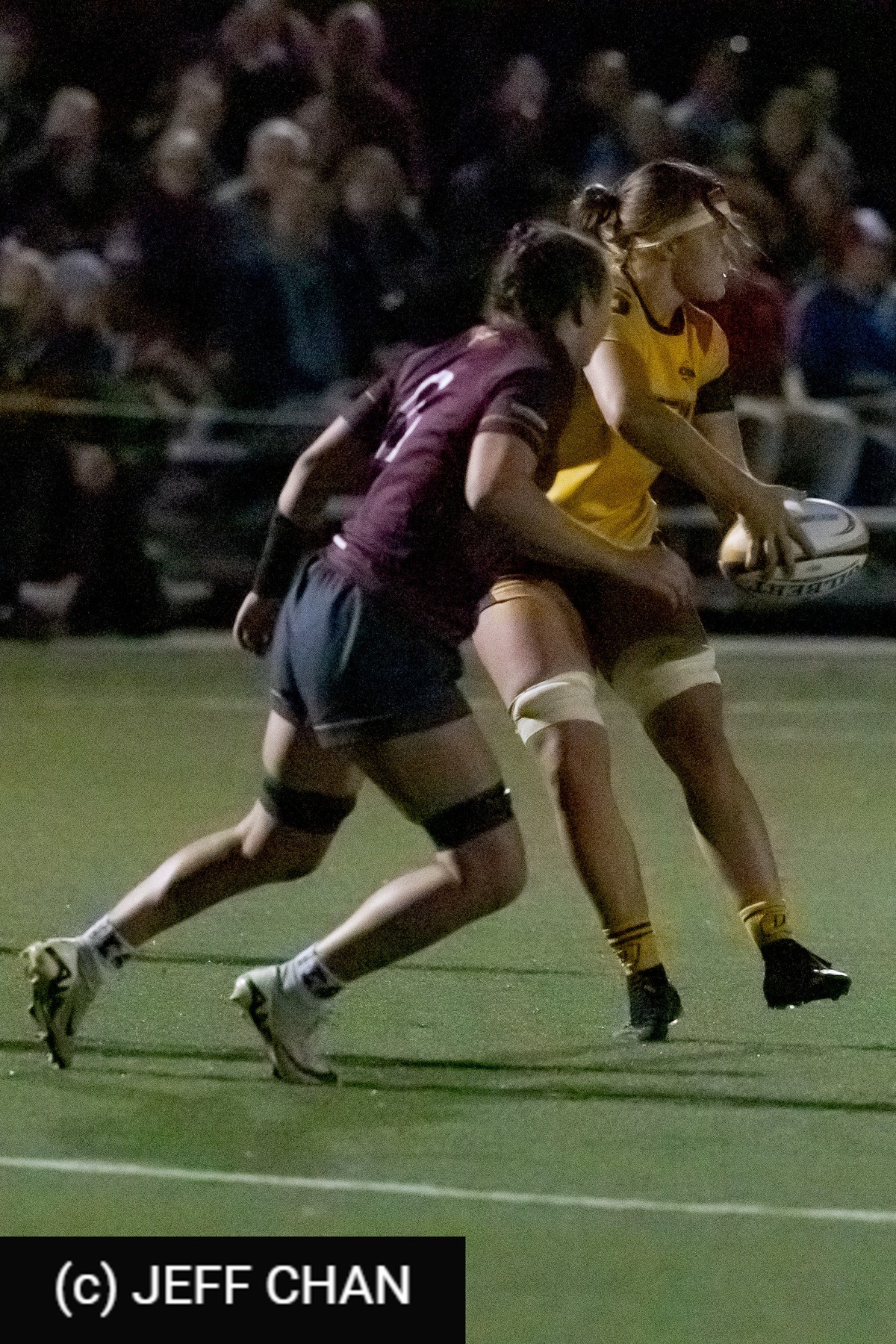 Queen's University - McMaster University - Rugby - OUA 2024 Queen's (W) vs McMaster (#OUW24QWMC10) Photo by: Jeff Chan | Siuxy Sports 2024-10-05