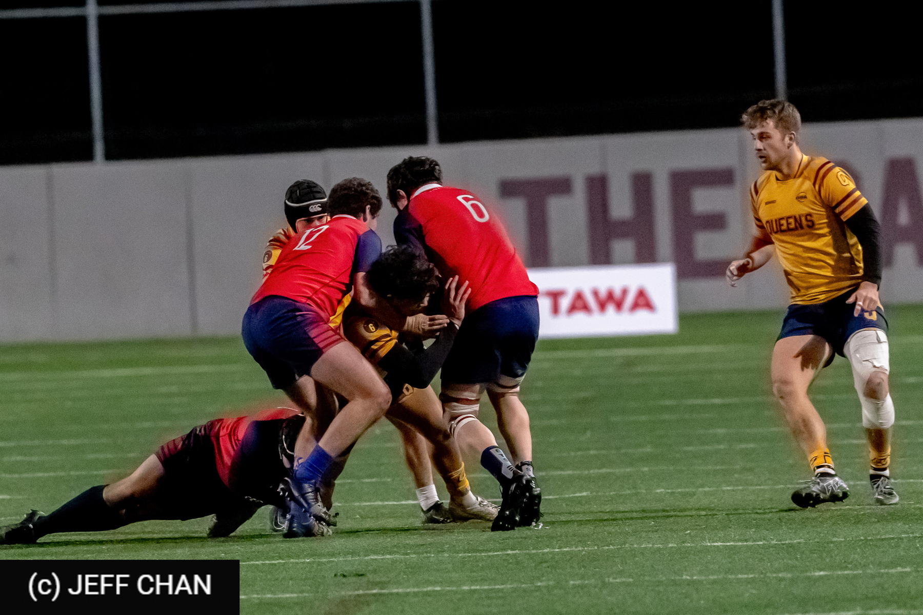  ÉTS (École de technologie supérieure) - Queen's University - Rugby - CANUMENS 2024 - Final - ETS vs Queen's by Jeff Chan (#CANUMENS2412) Photo by: Jeff Chan | Siuxy Sports 2024-11-17