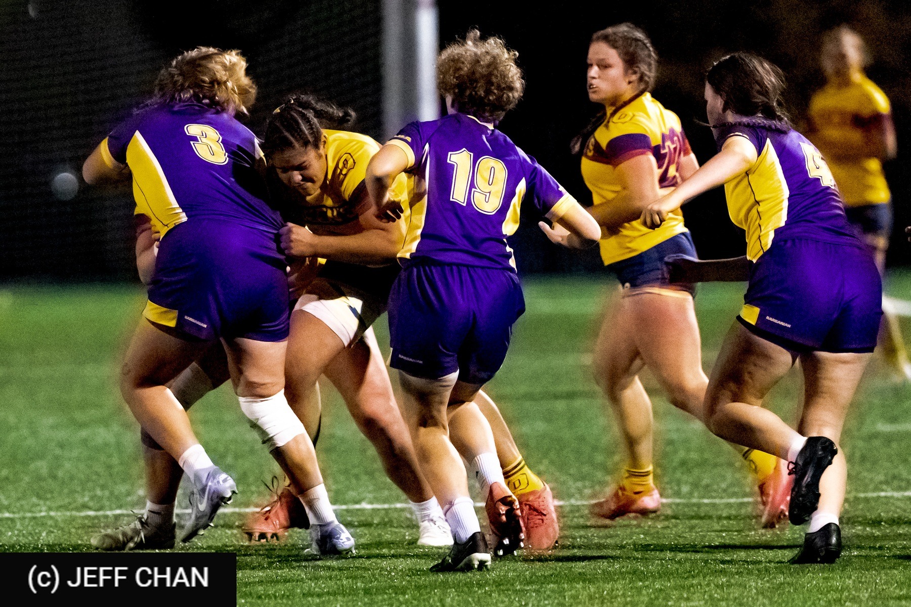  Queen's University - Wilfrid Laurier University - Rugby - OUA 2025 Queen's (W) vs Laurier (#OUW25QWLA10) Photo by: Jeff Chan | Siuxy Sports 2025-10-17