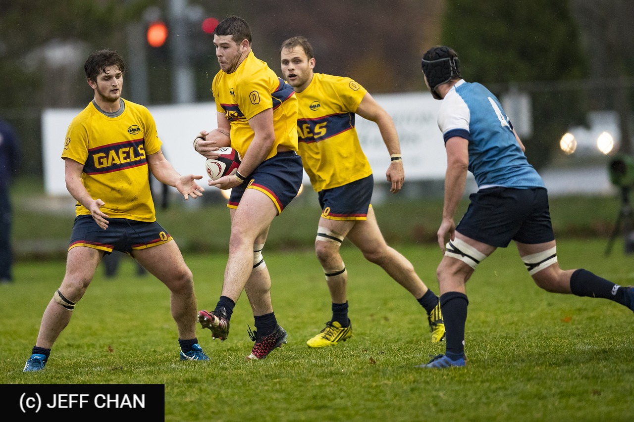 Brendan BLAIKIE - Nicholas DE LALLO - Ruairidh MACPHAIL -  Queen's University - University of Victoria - Rugby - CANUMENS 2018 - Queen's U vs U Victoria by Jeff Chan (#CANUMENS1804) Photo by: Jeff Chan | Siuxy Sports 2018-11-22