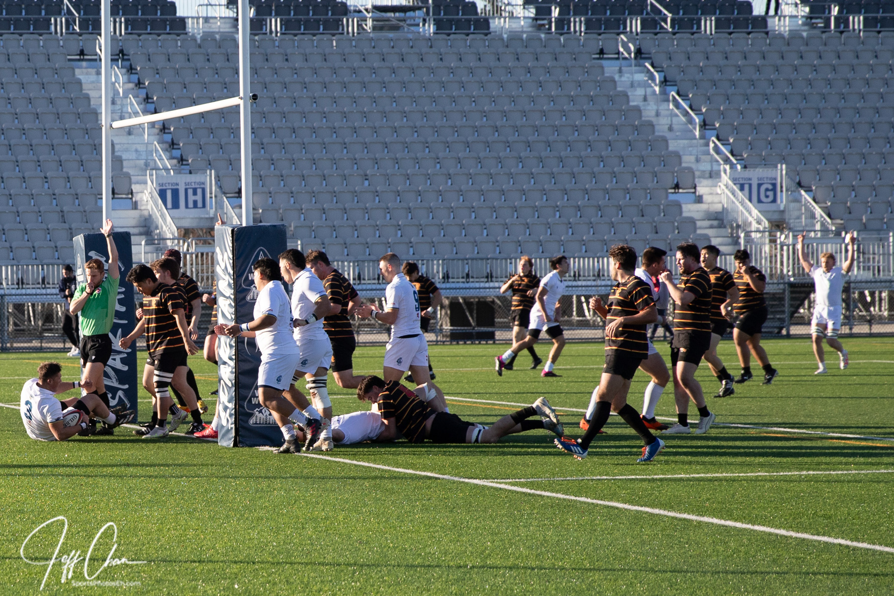  Trinity Western University - University of Calgary - Rugby - CANUMENS 2023 - Semi final - Trinity W vs Calgary U by Jeff Chan (#CANUMENS2308) Photo by: Jeff Chan | Siuxy Sports 2023-11-17
