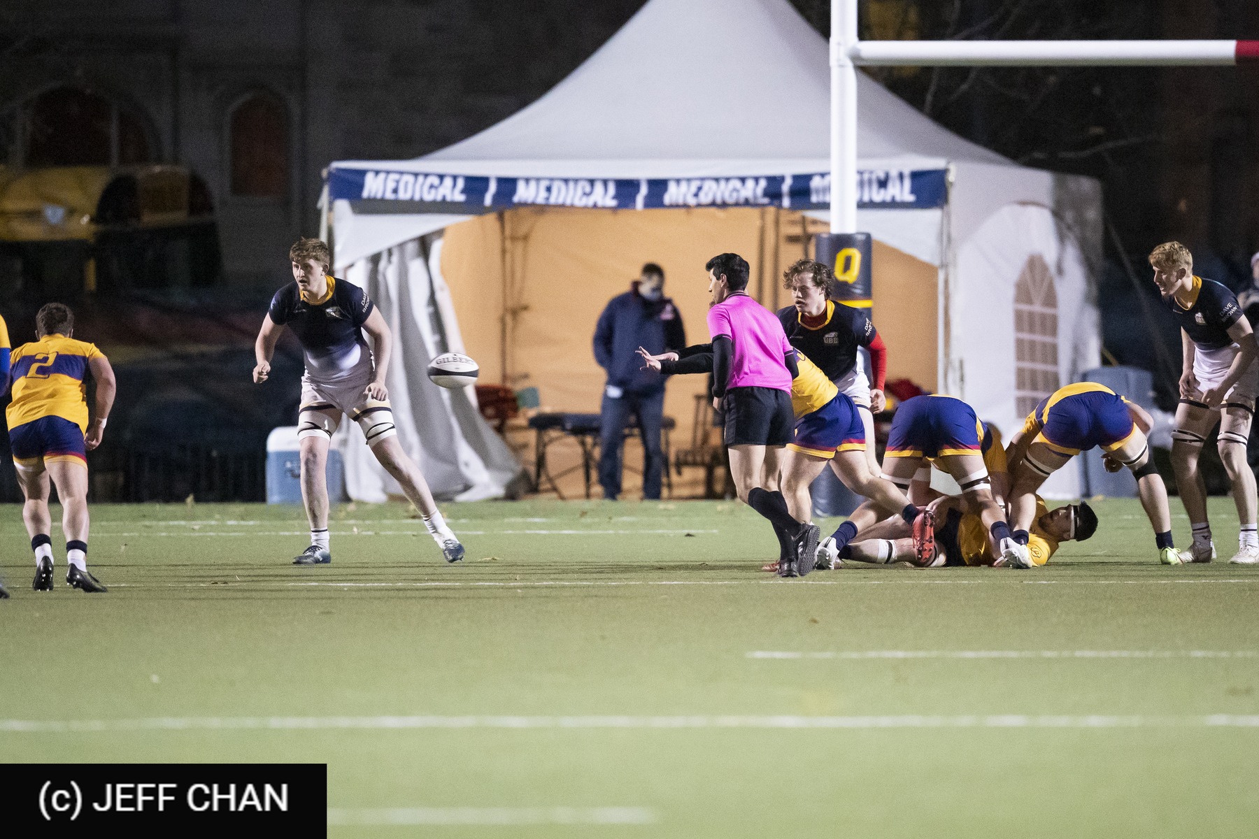  Queen's University - University of British Columbia - Rugby - CANUMENS 2021 - Queen's U vs U British Columbia - by Jeff Chan (#CANUMENS2105) Photo by: Jeff Chan | Siuxy Sports 2021-11-26