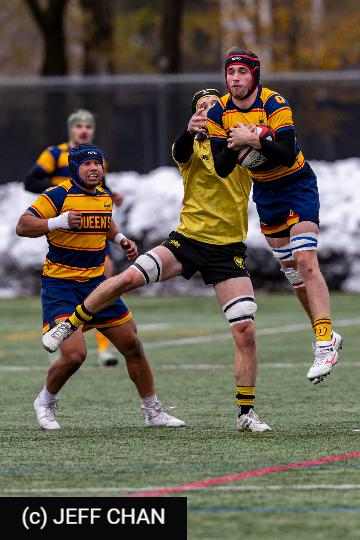 Michael GYLES -  Queen's University - Dalhousie University - Rugby - CANUMENS 2025 - Queen's University vs Dalhousie University - Game#5 by Jeff Chan (#CANUMENS2575) Photo by: Jeff Chan | Siuxy Sports 2025-11-14