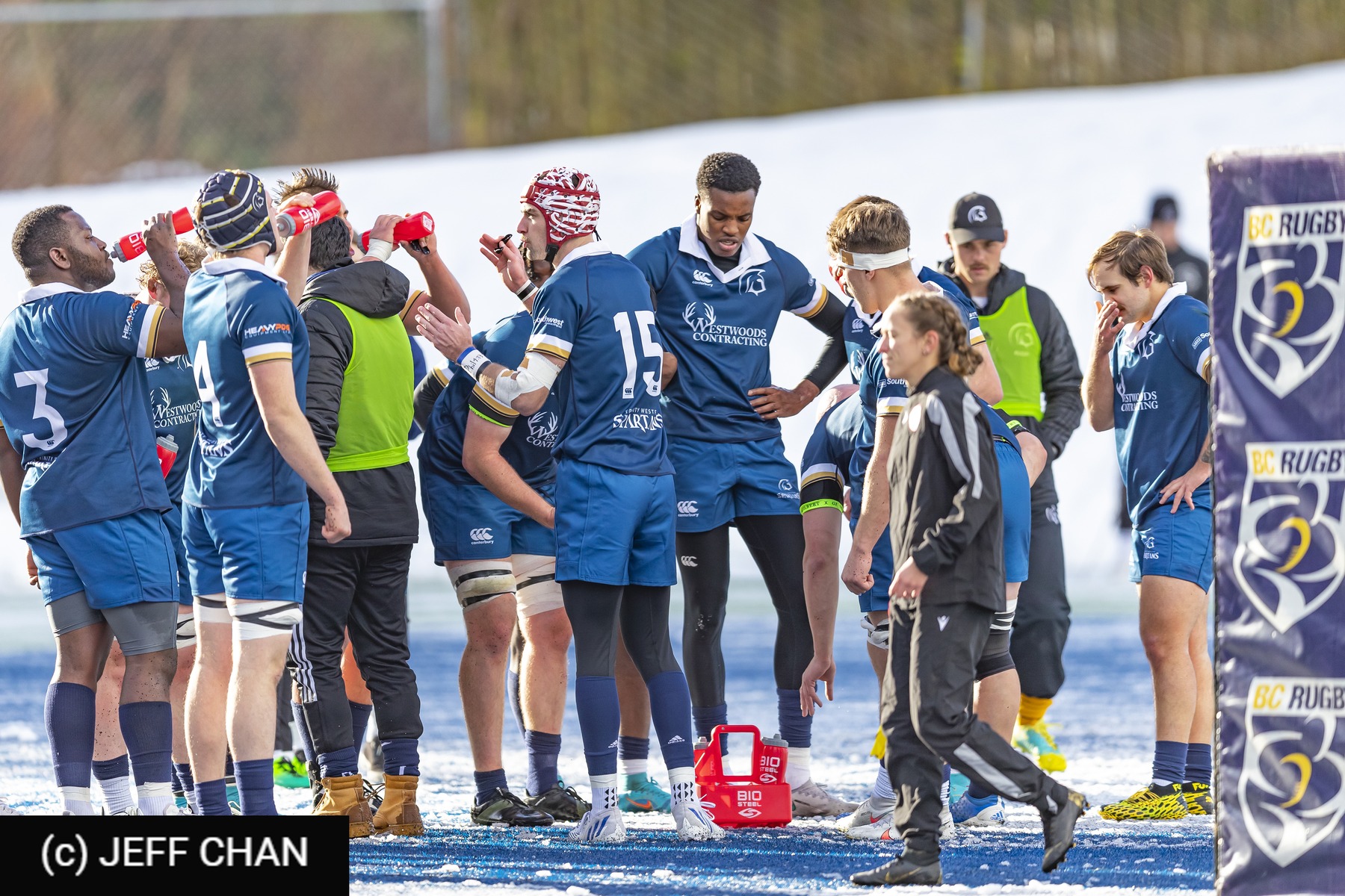 Tamilore AWONUSI -  University of Victoria - Trinity Western University - Rugby - CANUMENS 2022 - U Victoria vs  Trinity Western U -  by Jeff Chan (#CANUMENS2201) Photo by: Jeff Chan | Siuxy Sports 2022-11-30