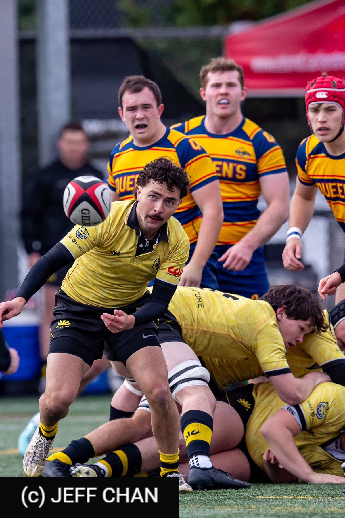Cameron BUBYN - Simon BURNS - Sean CONROY -  Queen's University - Dalhousie University - Rugby - CANUMENS 2025 - Queen's University vs Dalhousie University - Game#5 by Jeff Chan (#CANUMENS2575) Photo by: Jeff Chan | Siuxy Sports 2025-11-14