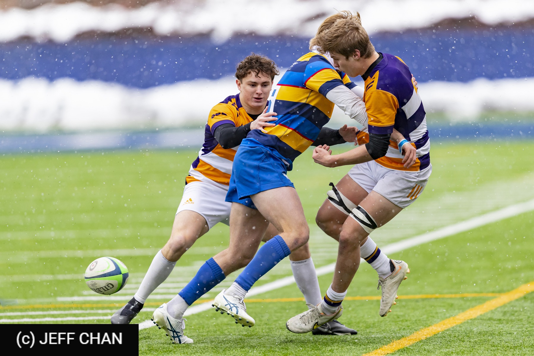 Bailey SWIFT -  University of Victoria - Wilfrid Laurier University - Rugby - CANUMENS 2022 - U Victoria vs W Laurier U -  by Jeff Chan (#CANUMENS2208) Photo by: Jeff Chan | Siuxy Sports 2022-12-02