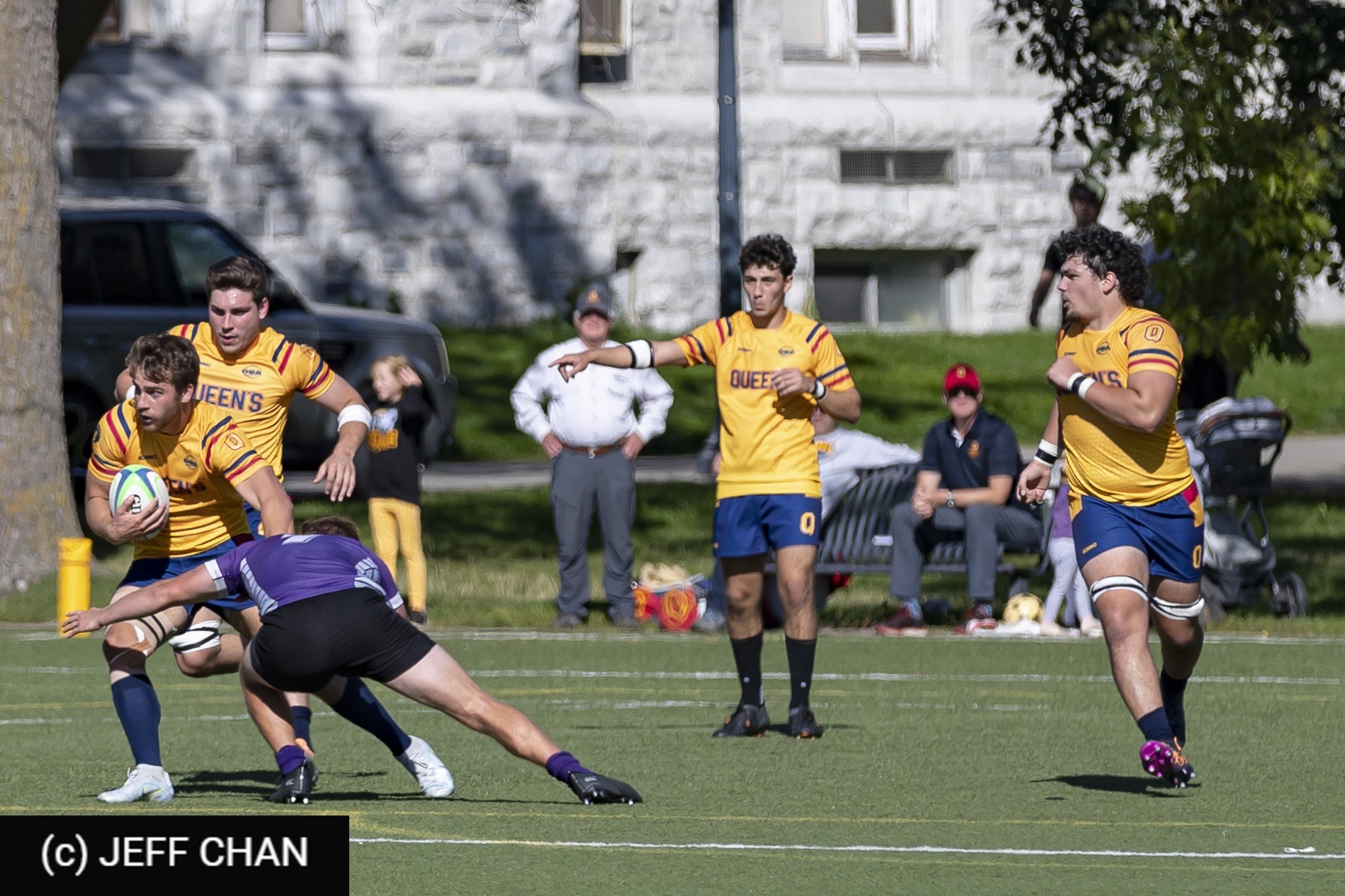  Queen's University - University of Western Ontario - Rugby - OUA 2022 Queen's vs Western (#OUA22QUWE09) Photo by: Jeff Chan | Siuxy Sports 2022-09-24