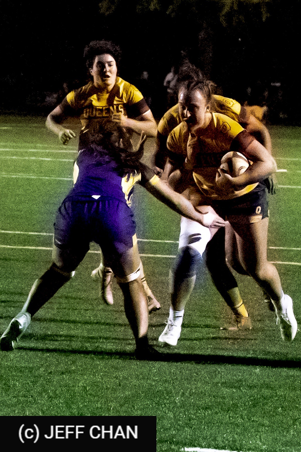  Queen's University - Wilfrid Laurier University - Rugby - OUA 2025 Queen's (W) vs Laurier (#OUW25QWLA10) Photo by: Jeff Chan | Siuxy Sports 2025-10-17