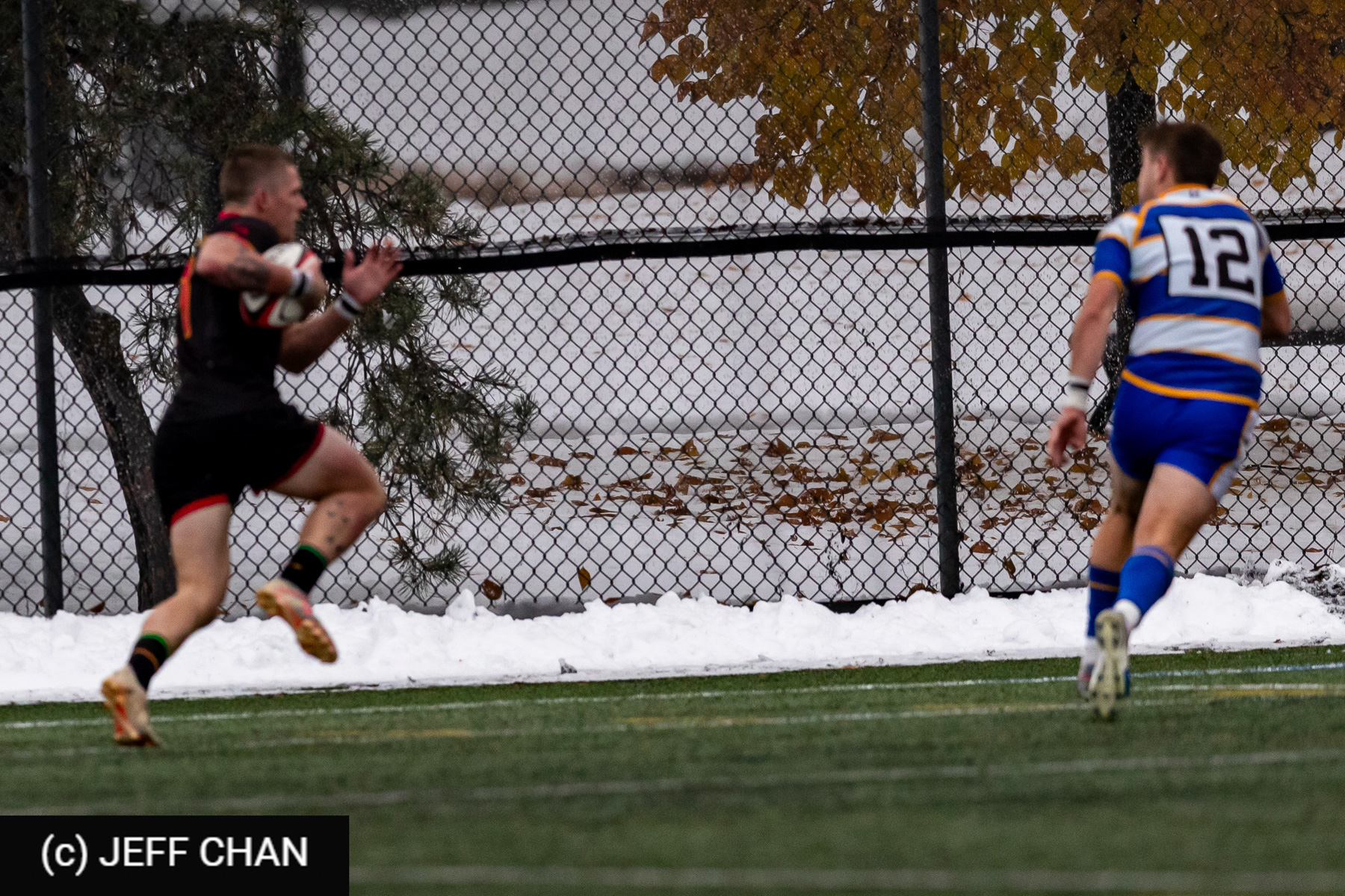  University of Guelph - University of British Columbia Okanagan - Rugby - CANUMENS 2025 - University of Guelph v University of British Columbia Okanagan - Game#2 by Jeff Chan (#CANUMENS2572) Photo by: Jeff Chan | Siuxy Sports 2025-11-12