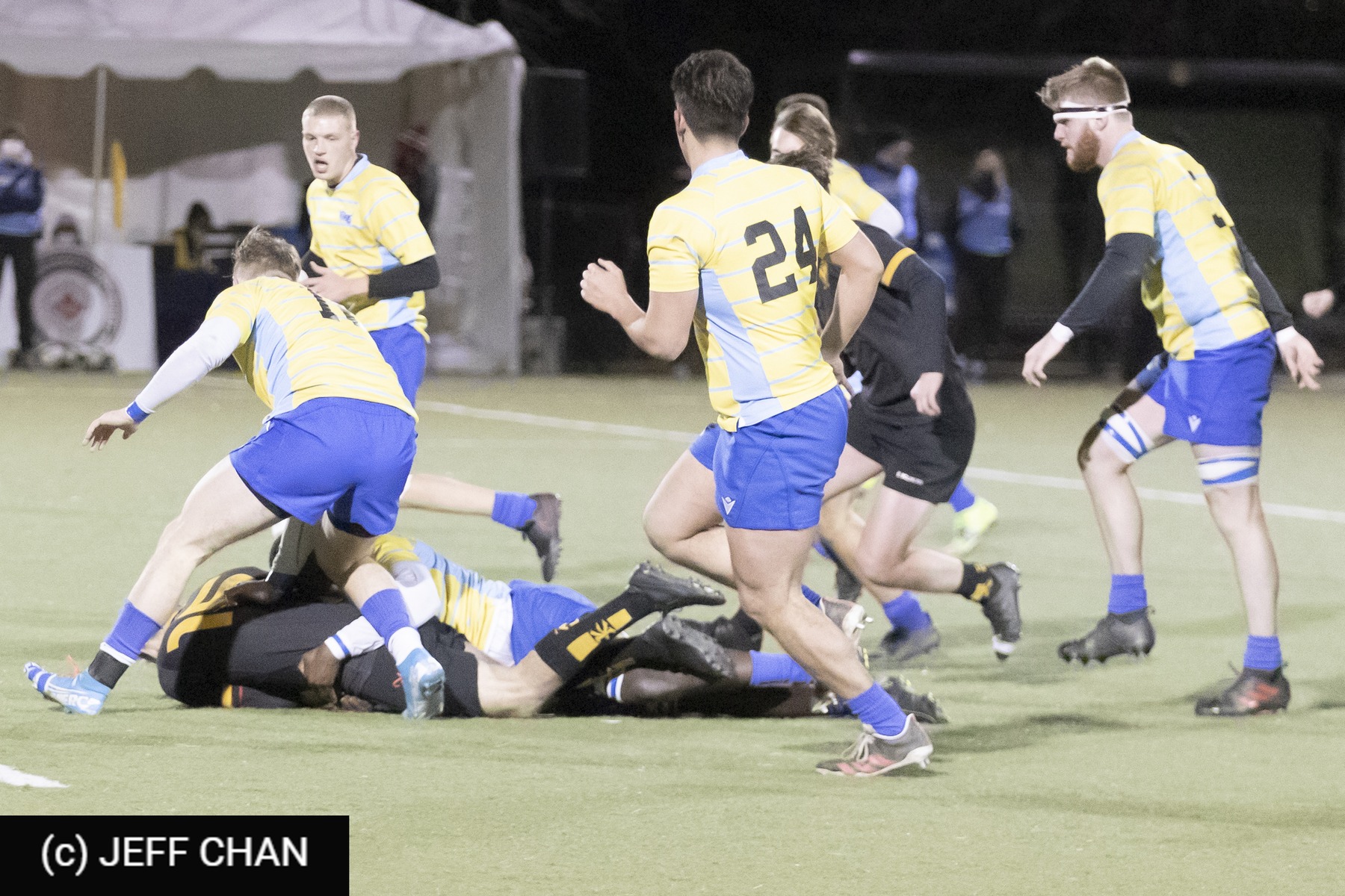  University of Victoria - Dalhousie University - Rugby - CANUMENS 2021 - U Victoria vs Dalhousie U -  by Jeff Chan (#CANUMENS2101) Photo by: Jeff Chan | Siuxy Sports 2021-11-24