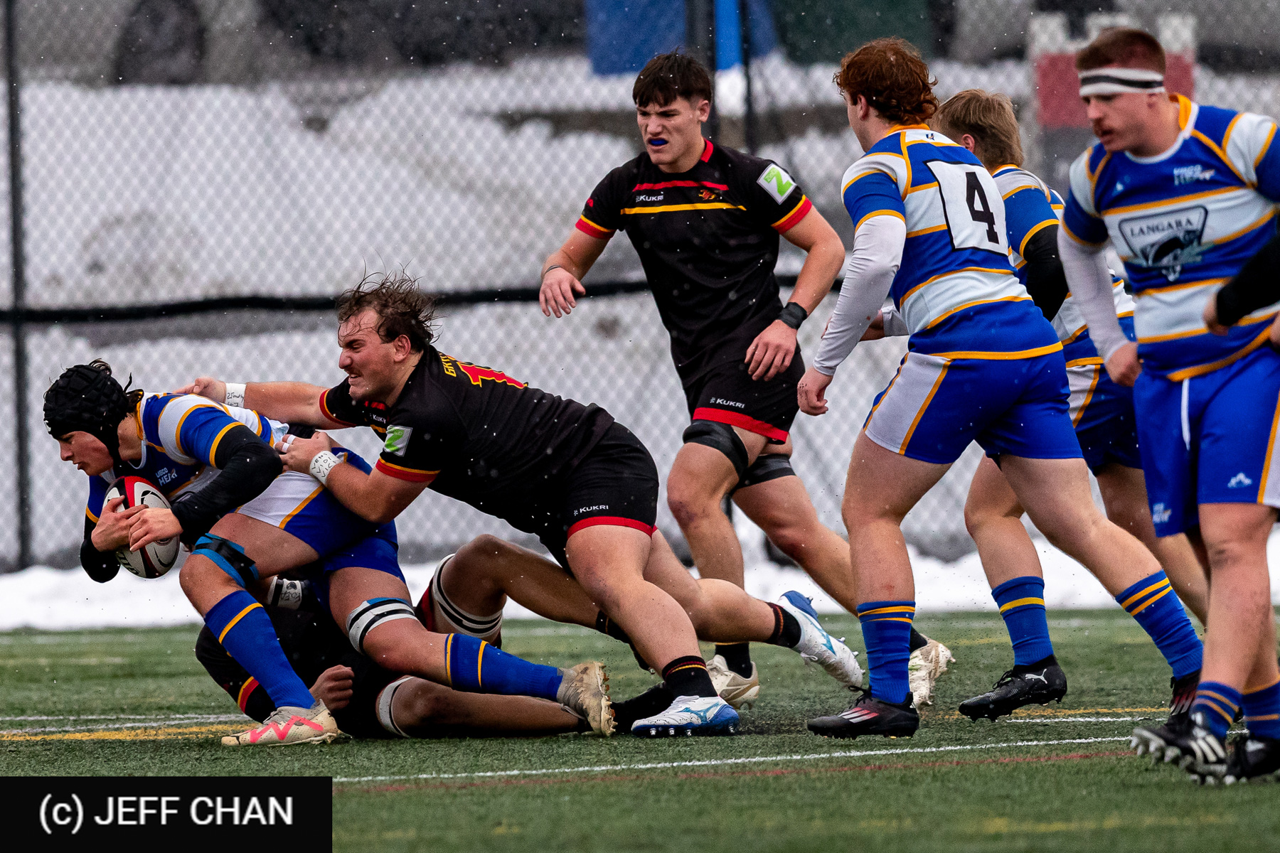  University of Guelph - University of British Columbia Okanagan - Rugby - CANUMENS 2025 - University of Guelph v University of British Columbia Okanagan - Game#2 by Jeff Chan (#CANUMENS2572) Photo by: Jeff Chan | Siuxy Sports 2025-11-12