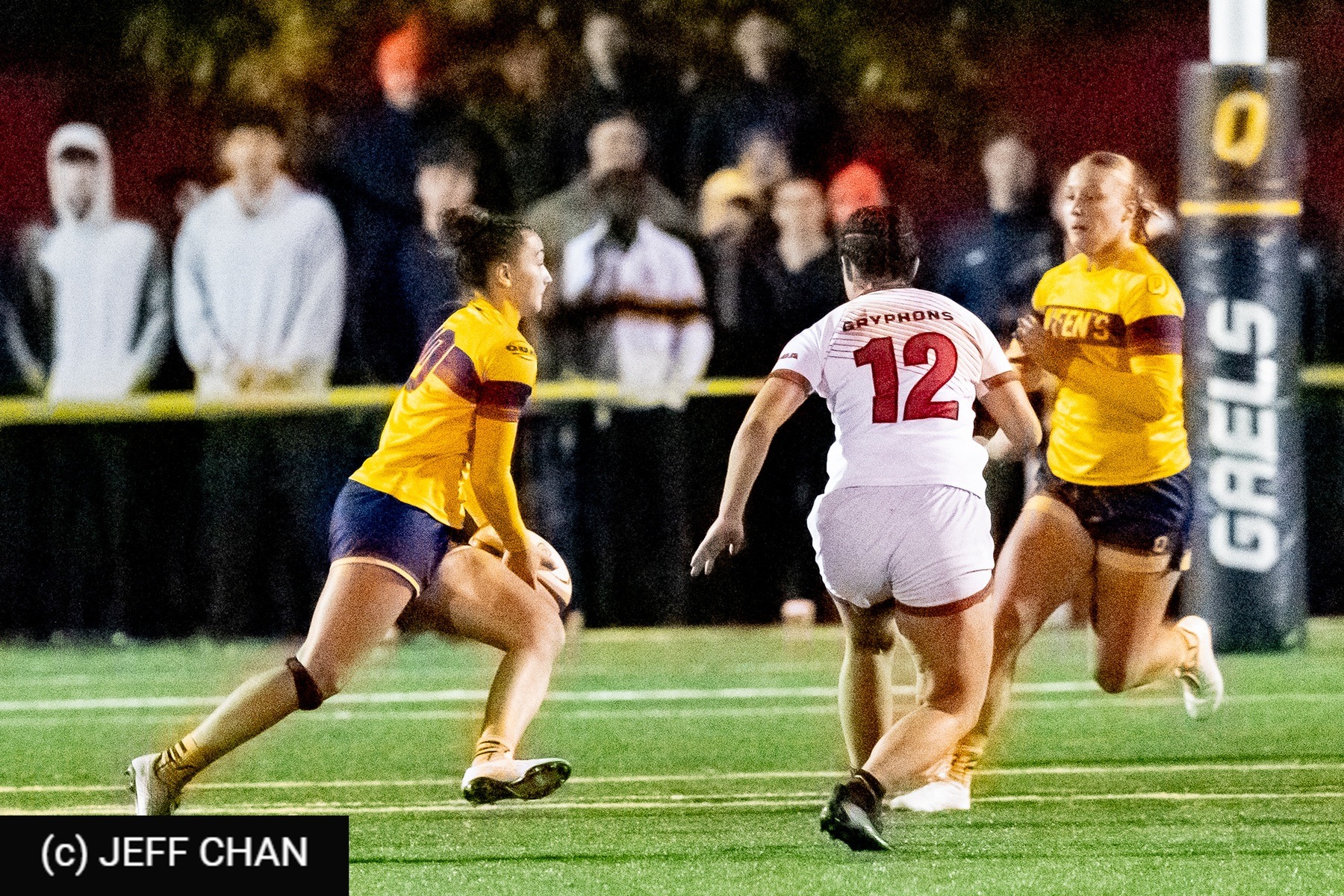 Queen's University - University of Guelph - Rugby - OUA 2025 Queen's (W) vs Guelph (#OUW25QWGU10) Photo by: Jeff Chan | Siuxy Sports 2025-10-24