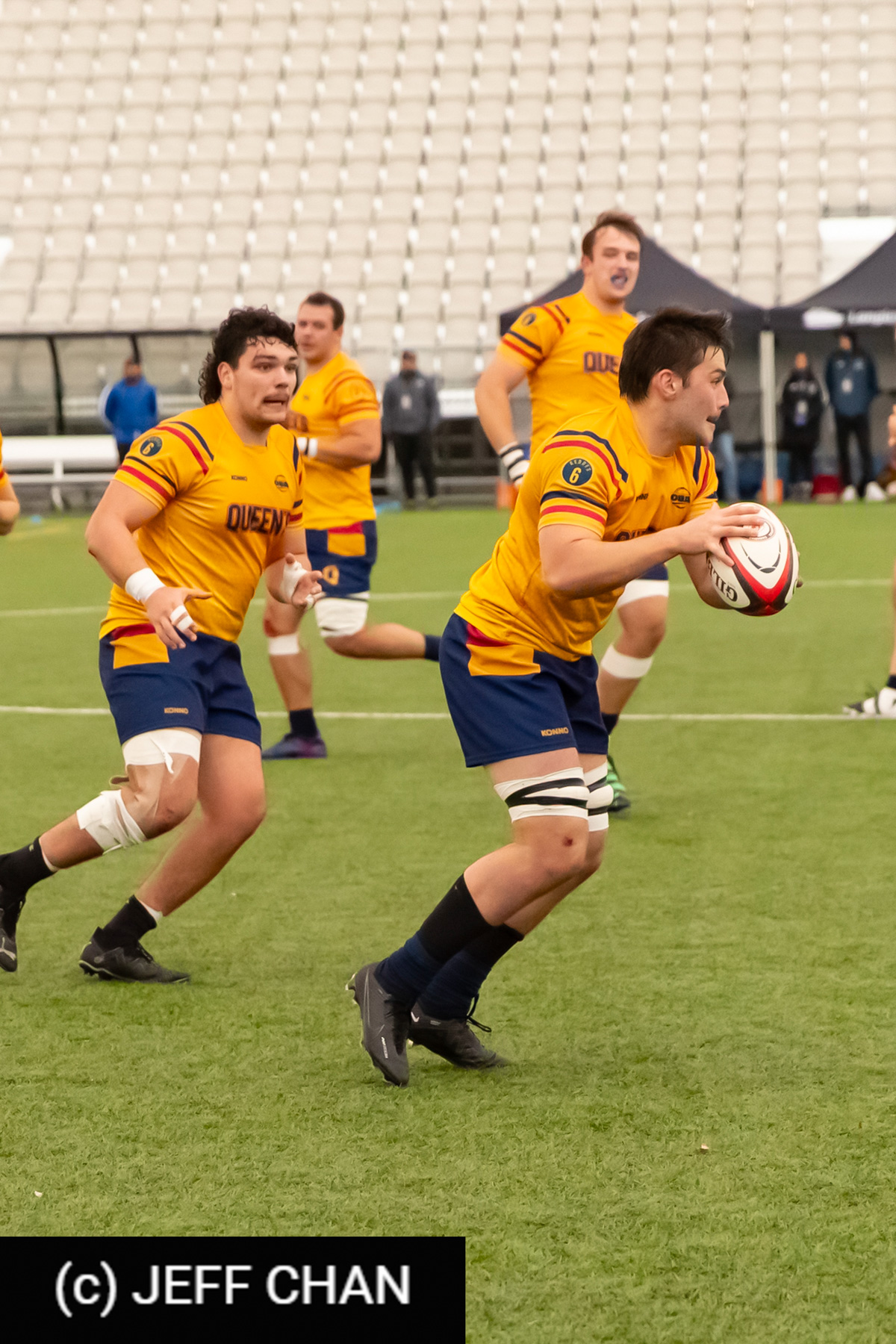 Daniel SVOBODA -  Queen's University - University of Victoria - Rugby - CANUMENS 2023 - Quarter final - Queen's vs UVic by Jeff Chan (#CANUMENS2301) Photo by: Jeff Chan | Siuxy Sports 2023-11-15