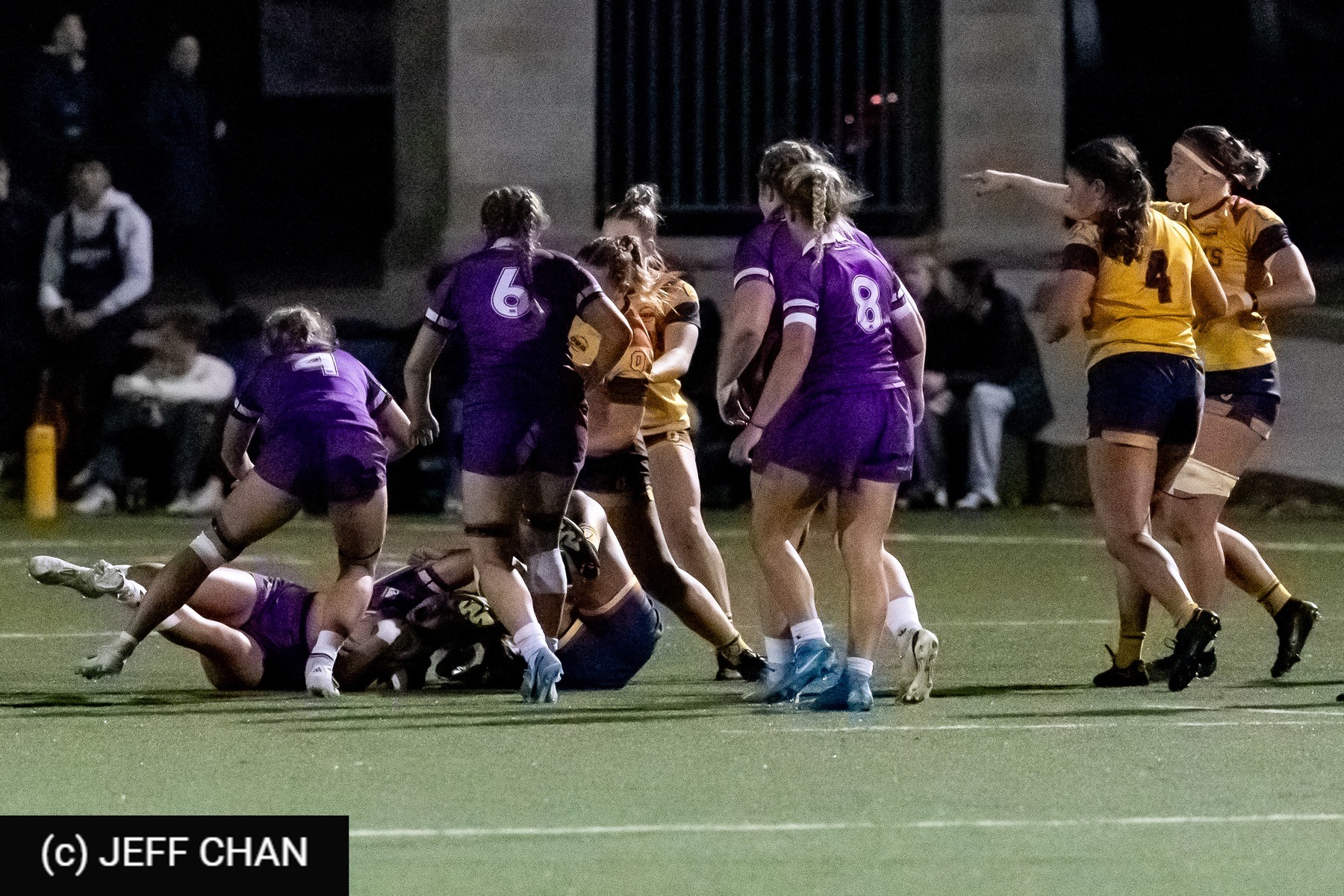  Queen's University - University of Western Ontario - Rugby - OUA 2024 Queen's (W) vs Western (#OUW24QWWE10) Photo by: Jeff Chan | Siuxy Sports 2024-10-18