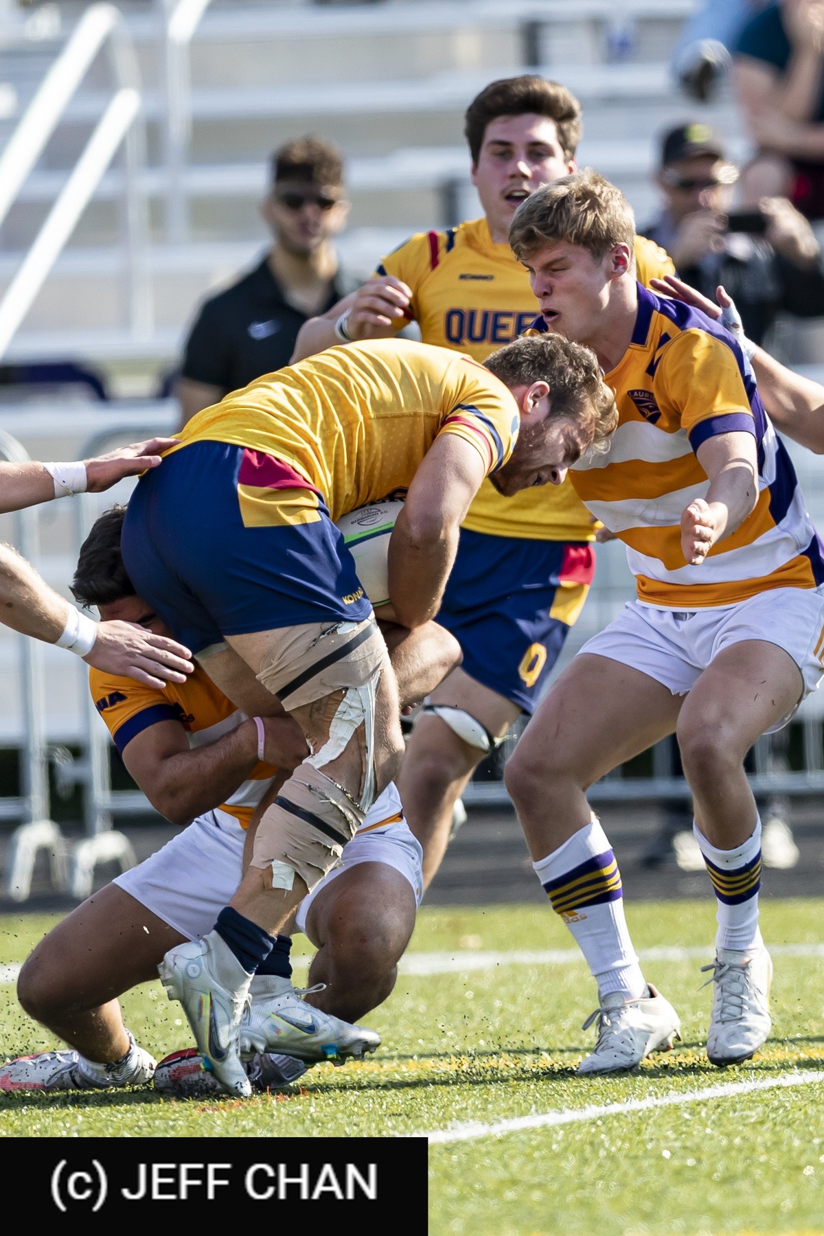  Queen's University - Wilfrid Laurier University - Rugby - OUA 2022 Queen's vs Laurier (#OUA22QULA10) Photo by: Jeff Chan | Siuxy Sports 2022-10-23