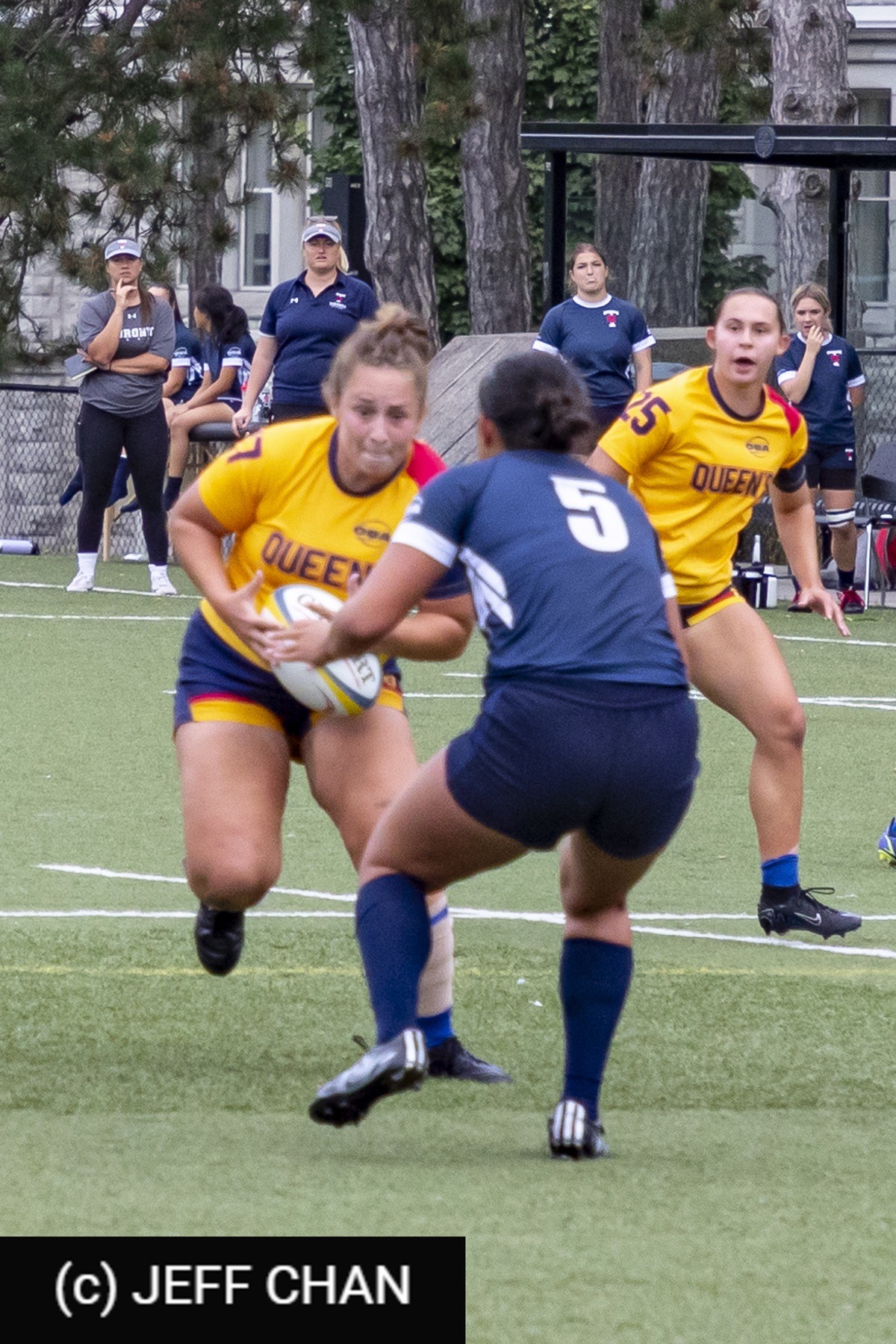  Queen's University - University of Toronto - Rugby - OUA 2023 Queen's (W) vs Toronto (#OUW23QWUT09) Photo by: Jeff Chan | Siuxy Sports 2023-09-09