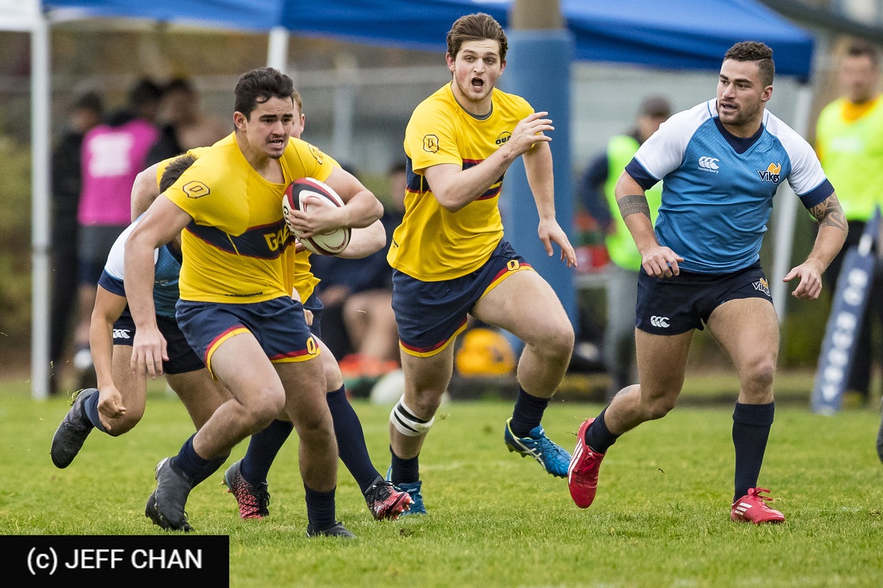 Nicholas DE LALLO - Joshua ENGELBRECHT - Kapi VATAIKI -  Queen's University - University of Victoria - Rugby - CANUMENS 2018 - Queen's U vs U Victoria by Jeff Chan (#CANUMENS1804) Photo by: Jeff Chan | Siuxy Sports 2018-11-22