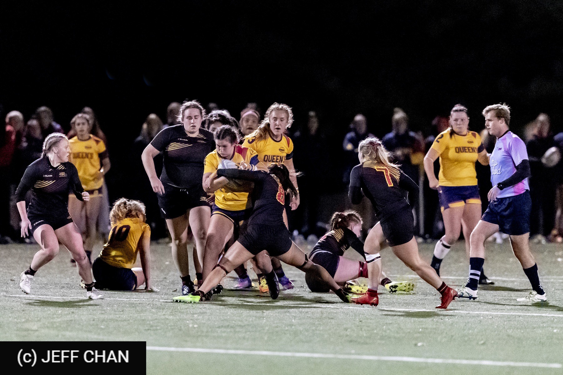  Queen's University - University of Guelph - Rugby - OUA 2022 Queen's (W) vs Guelph Champions (#OUW22QWGU10) Photo by: Jeff Chan | Siuxy Sports 2022-10-28