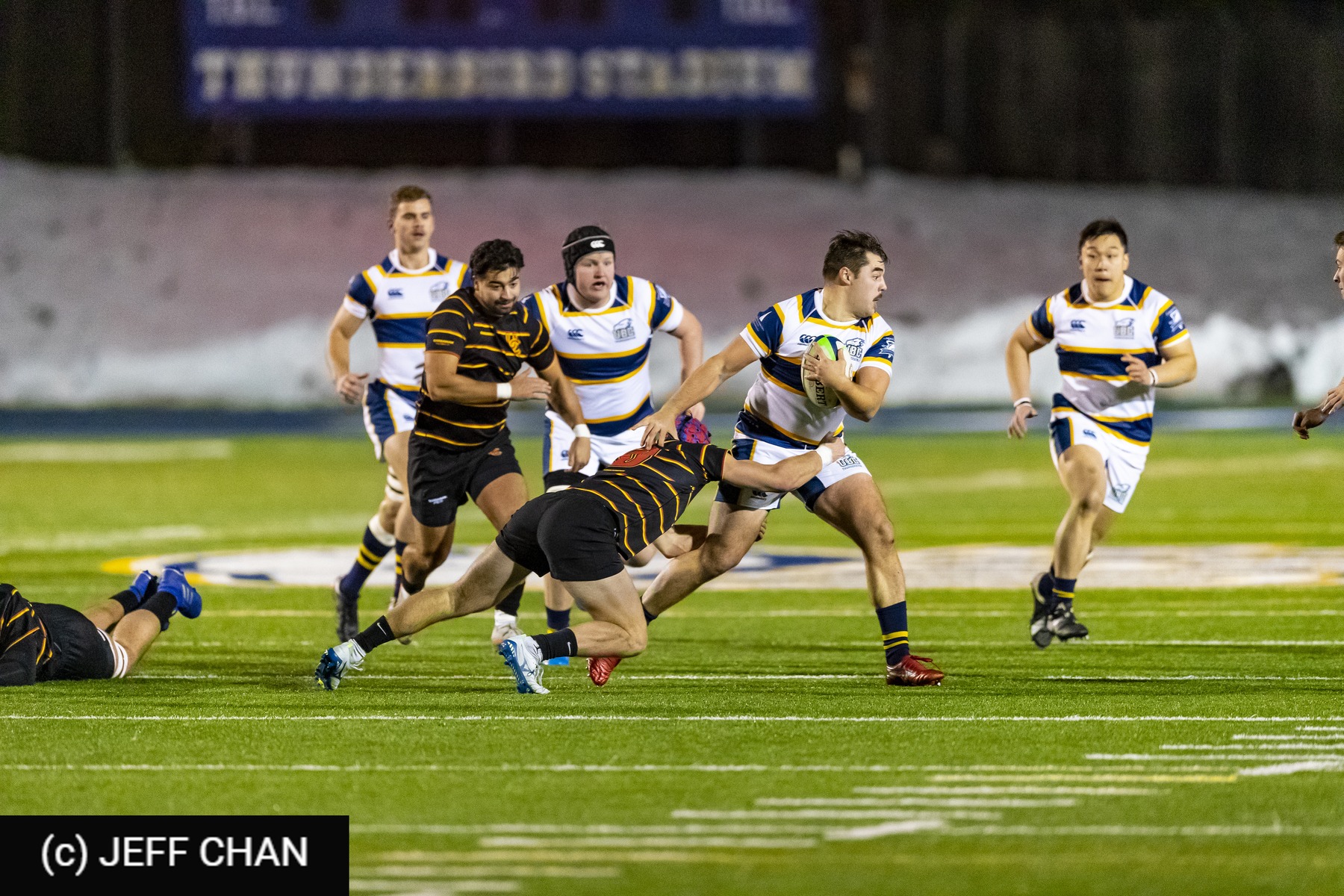 Raymond CHOU - Joe MCNULTY -  University of British Columbia - University of Calgary - Rugby - CANUMENS 2022 - U British Columbia vs  U Calgary -  by Jeff Chan (#CANUMENS2202) Photo by: Jeff Chan | Siuxy Sports 2022-11-30