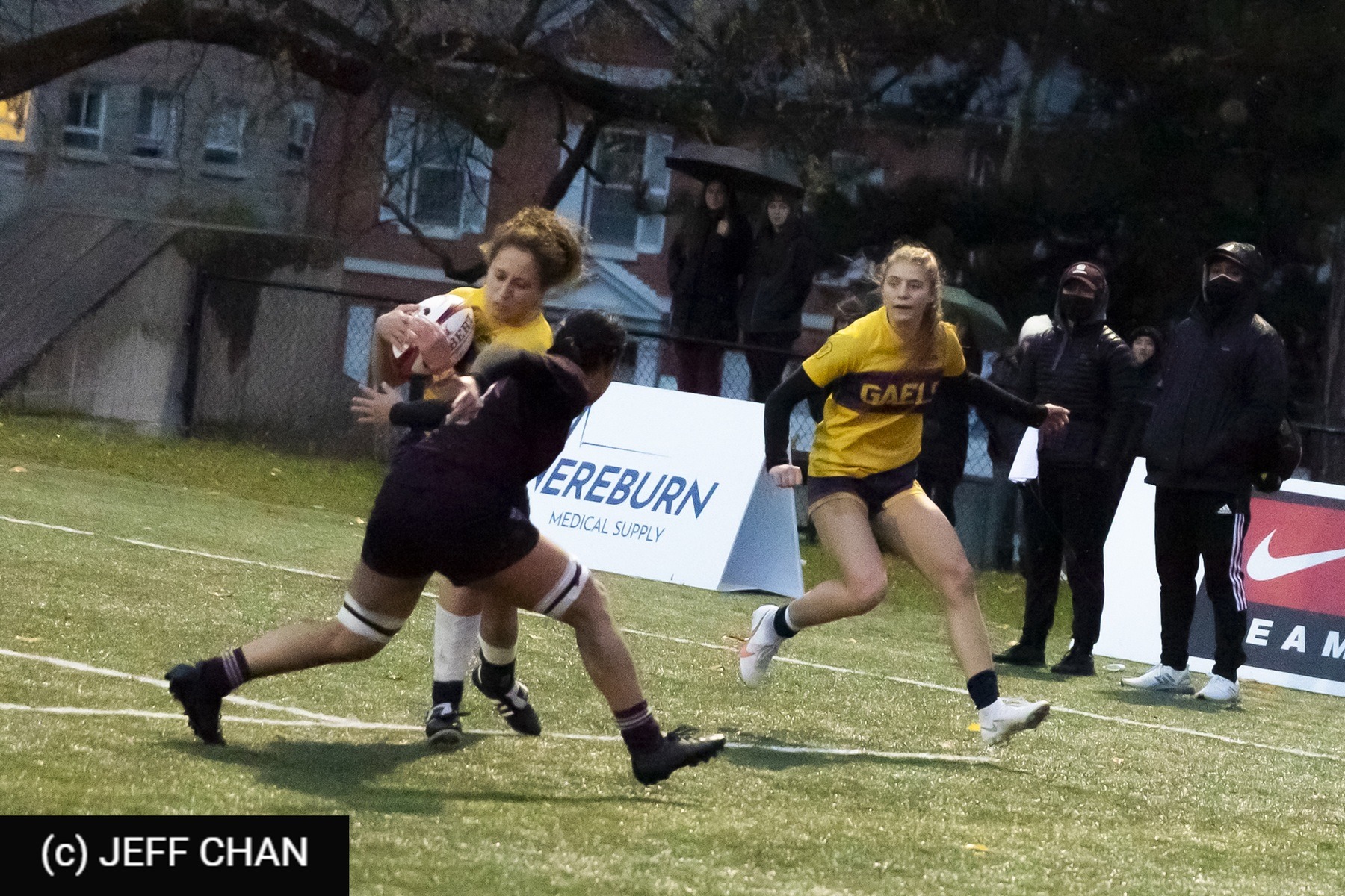  Queen's University - Université Ottawa - Rugby - 2021 Queen's (W) vs Ottawa Nationals (#RU21QWOT11) Photo by: Jeff Chan | Siuxy Sports 2021-11-01