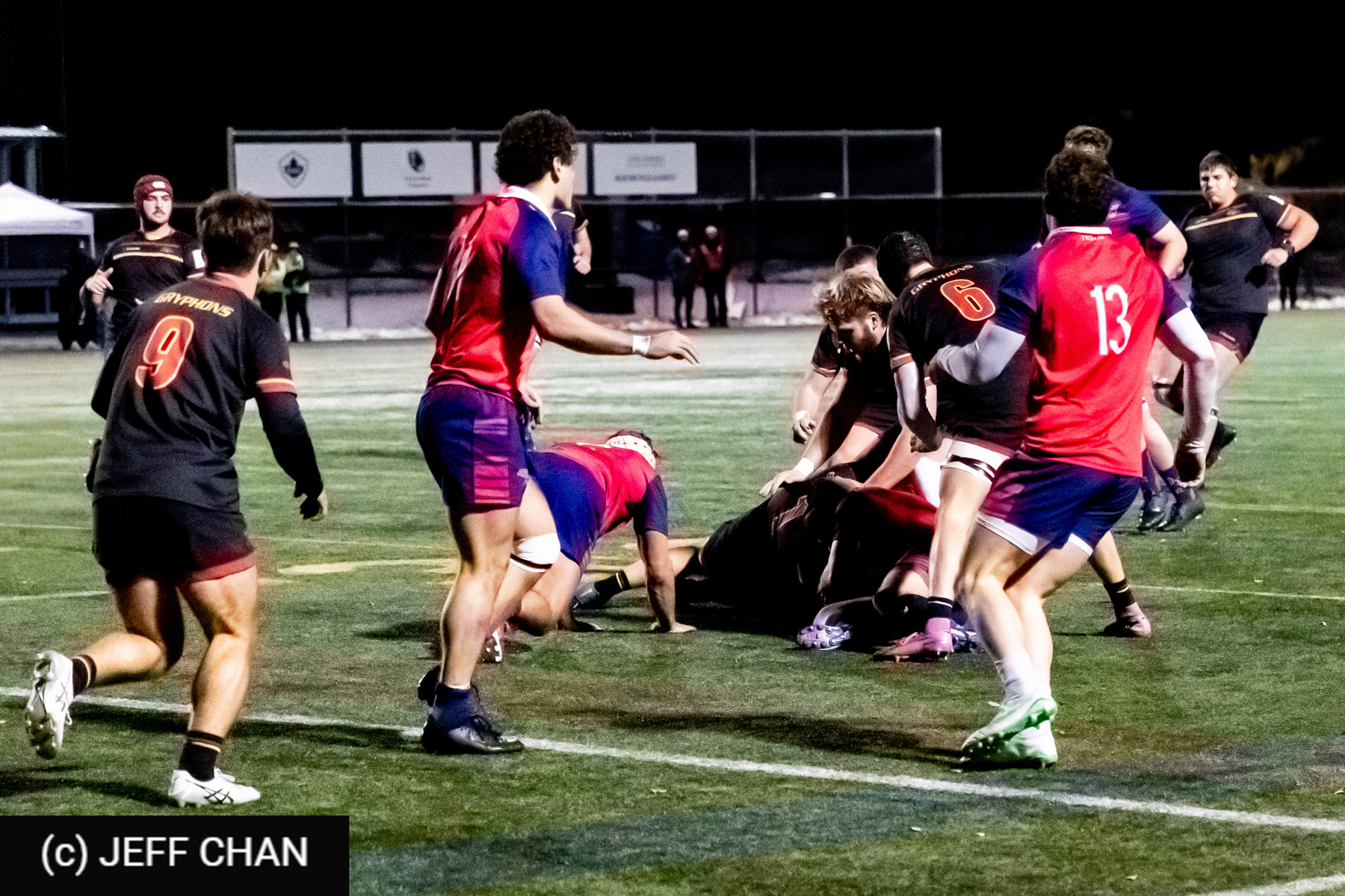  ÉTS (École de technologie supérieure) - University of Guelph - Rugby - CANUMENS 2025 - École de Technologie Supérieure vs University of Guelph - Game#12 Final by Jeff Chan (#CANUMENS2582) Photo by: Jeff Chan | Siuxy Sports 2025-11-16