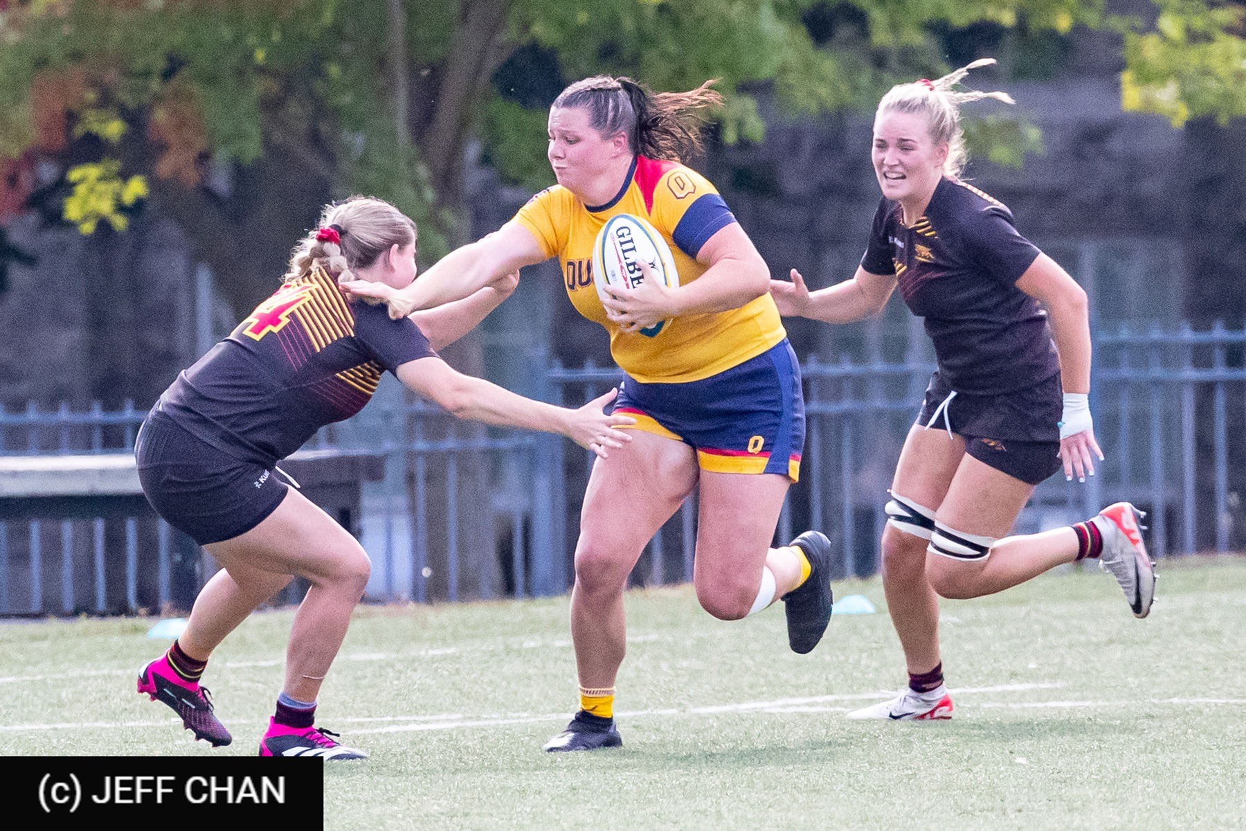  Queen's University - University of Guelph - Rugby - OUA 2023 Queen's (W) vs Guelph (#OUW23QWGU09) Photo by: Jeff Chan | Siuxy Sports 2023-09-23