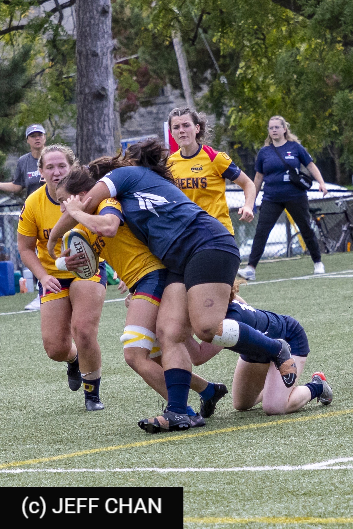  Queen's University - University of Toronto - Rugby - OUA 2023 Queen's (W) vs Toronto (#OUW23QWUT09) Photo by: Jeff Chan | Siuxy Sports 2023-09-09