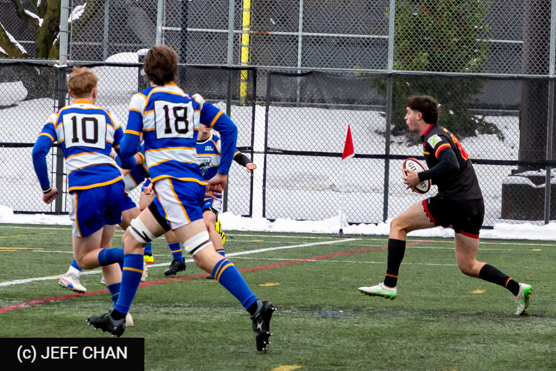  University of Guelph - University of British Columbia Okanagan - Rugby - CANUMENS 2025 - University of Guelph v University of British Columbia Okanagan - Game#2 by Jeff Chan (#CANUMENS2572) Photo by: Jeff Chan | Siuxy Sports 2025-11-12