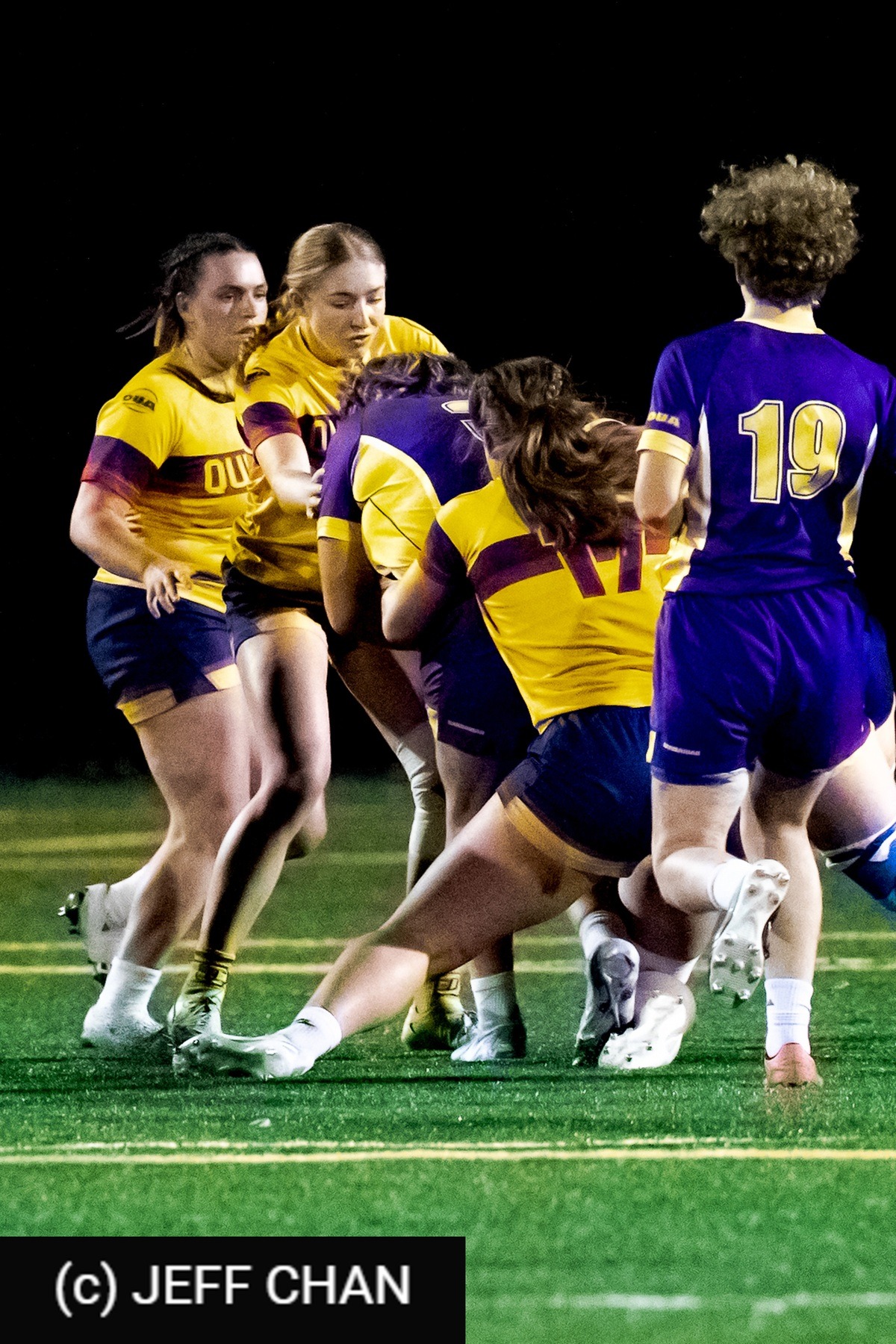  Queen's University - Wilfrid Laurier University - Rugby - OUA 2025 Queen's (W) vs Laurier (#OUW25QWLA10) Photo by: Jeff Chan | Siuxy Sports 2025-10-17