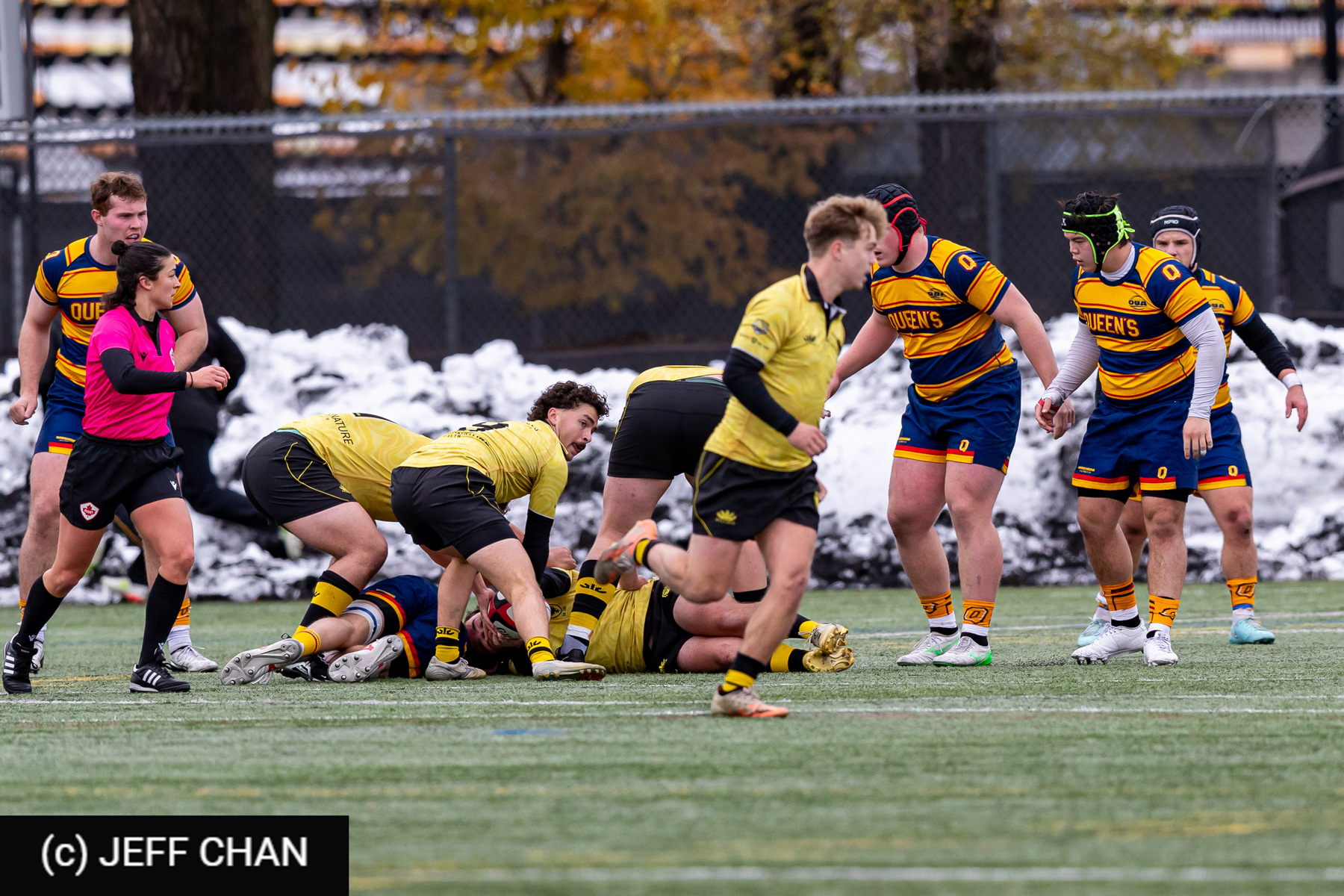 Coen QUINN -  Queen's University - Dalhousie University - Rugby - CANUMENS 2025 - Queen's University vs Dalhousie University - Game#5 by Jeff Chan (#CANUMENS2575) Photo by: Jeff Chan | Siuxy Sports 2025-11-14