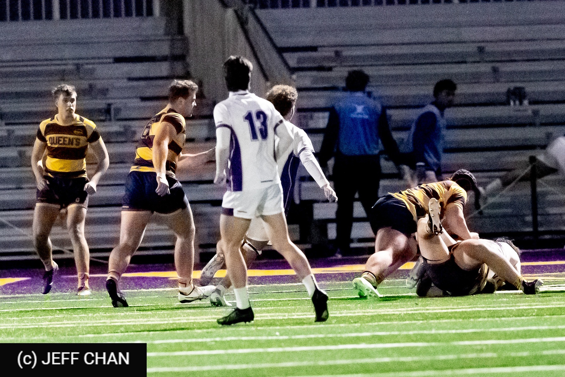  Queen's University - Wilfrid Laurier University - Rugby - OUA 2025 Queen's vs Laurier (#OUA25QULA10) Photo by: Jeff Chan | Siuxy Sports 2025-10-31