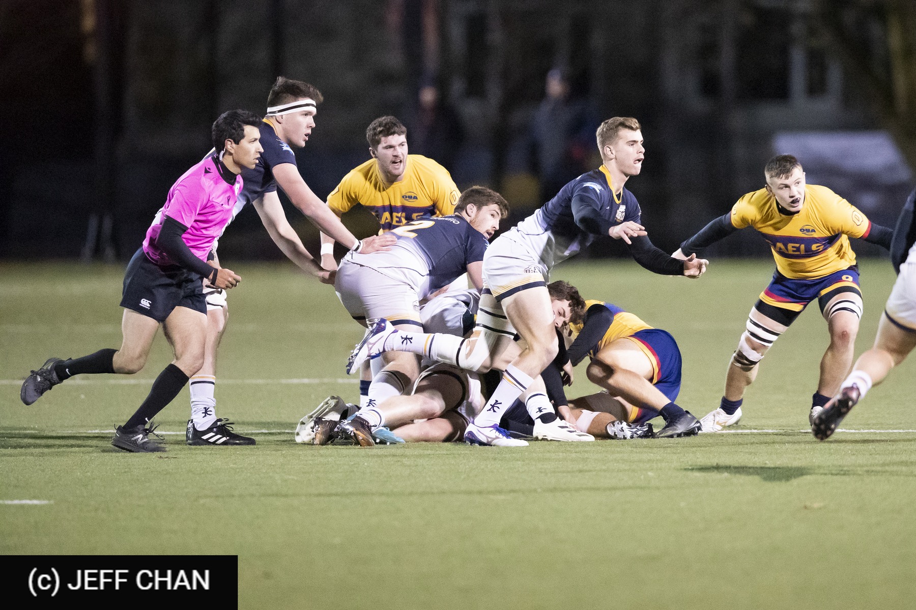 Jack CARSON - Neil TRAINOR -  Queen's University - University of British Columbia - Rugby - CANUMENS 2021 - Queen's U vs U British Columbia - by Jeff Chan (#CANUMENS2105) Photo by: Jeff Chan | Siuxy Sports 2021-11-26