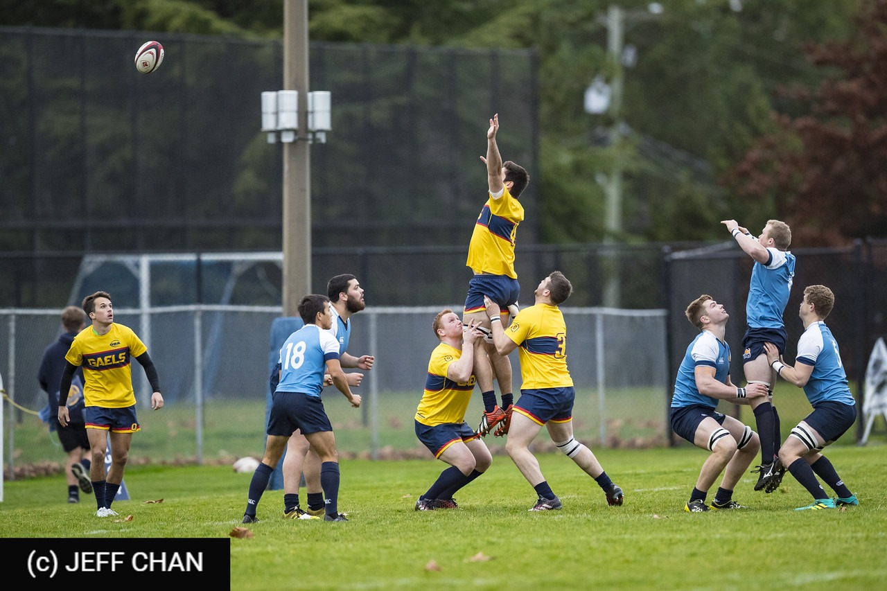 Dylan YOUNG -  Queen's University - University of Victoria - Rugby - CANUMENS 2018 - Queen's U vs U Victoria by Jeff Chan (#CANUMENS1804) Photo by: Jeff Chan | Siuxy Sports 2018-11-22
