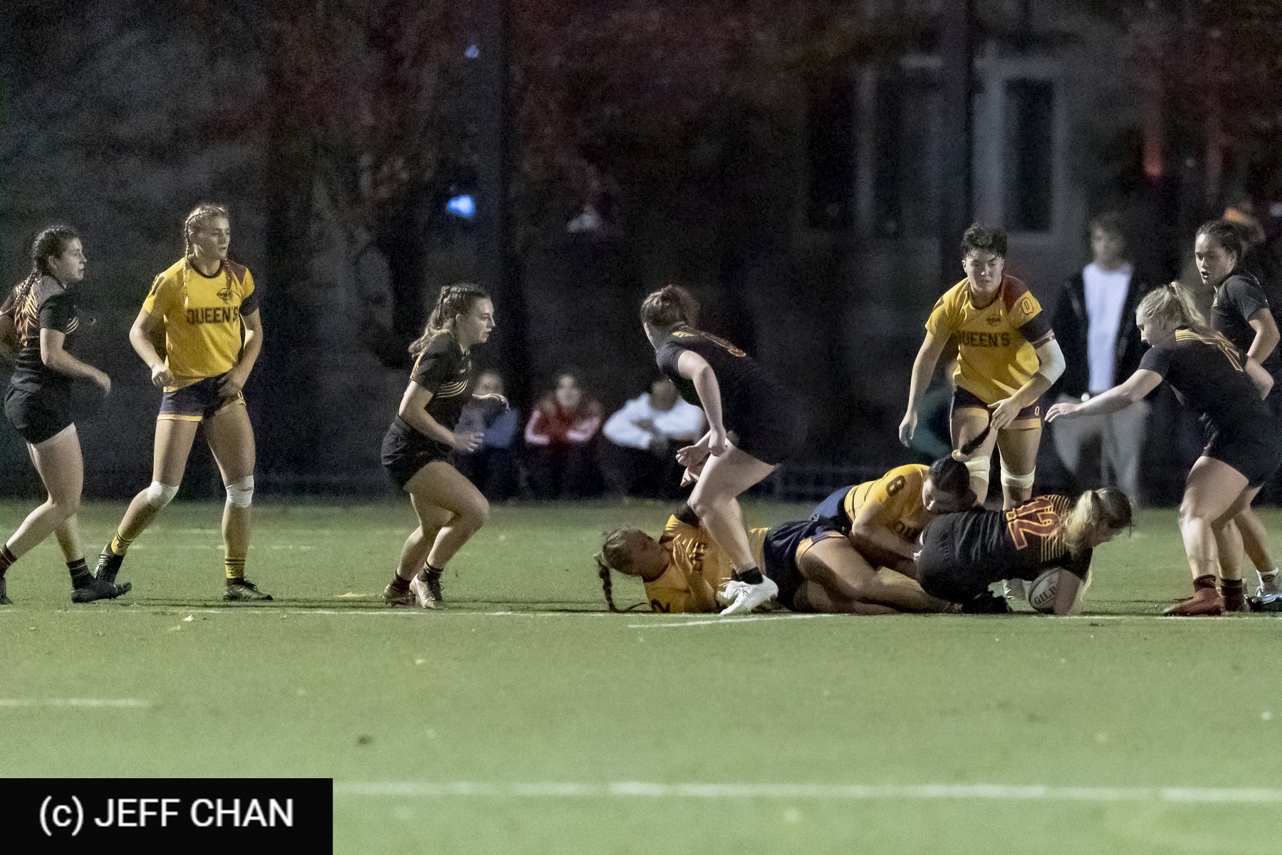  Queen's University - University of Guelph - Rugby - OUA 2023 Queen's (W) vs Guelph Final (#OUW23QWGU10) Photo by: Jeff Chan | Siuxy Sports 2023-10-27