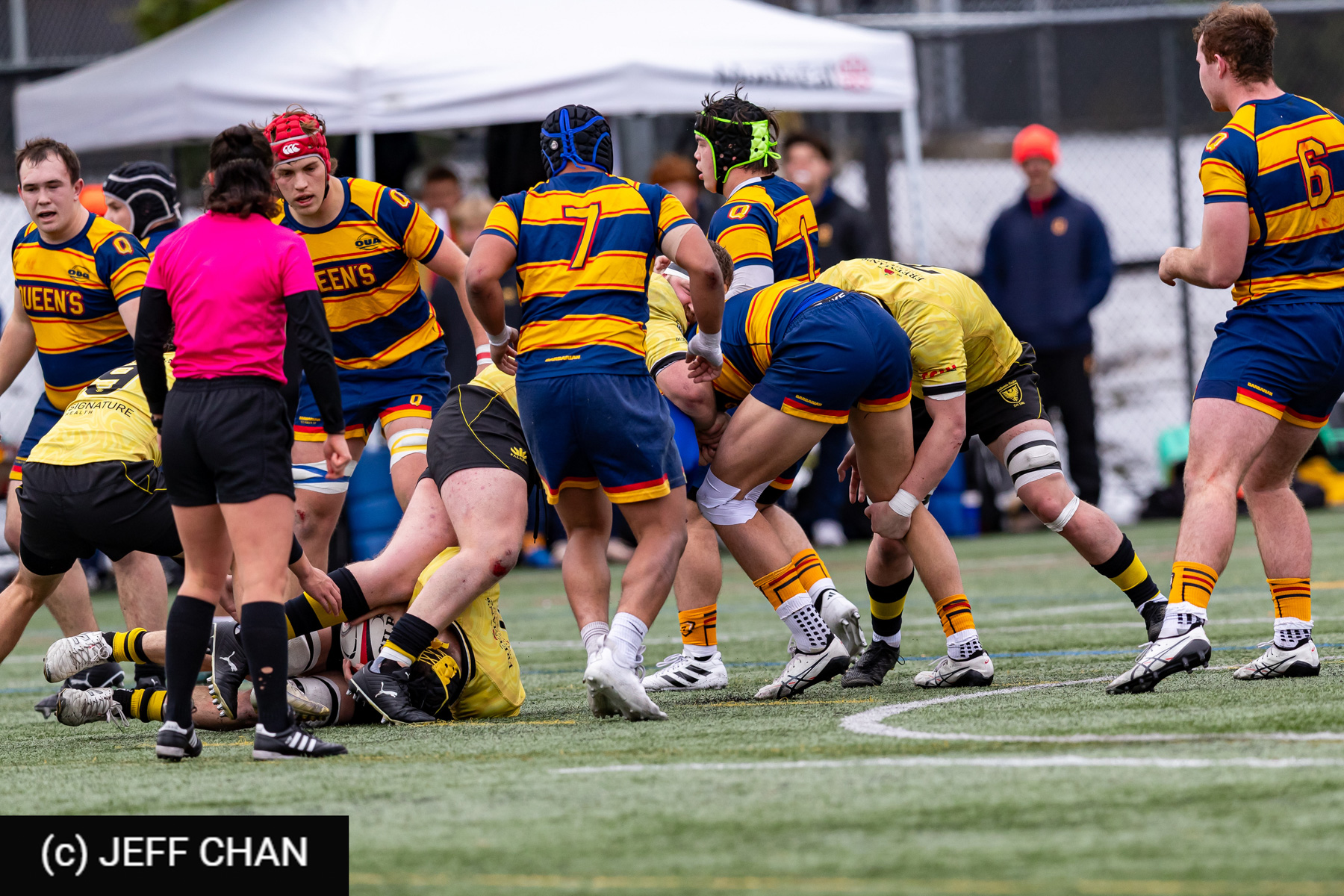 Cameron BUBYN - Simon BURNS -  Queen's University - Dalhousie University - Rugby - CANUMENS 2025 - Queen's University vs Dalhousie University - Game#5 by Jeff Chan (#CANUMENS2575) Photo by: Jeff Chan | Siuxy Sports 2025-11-14