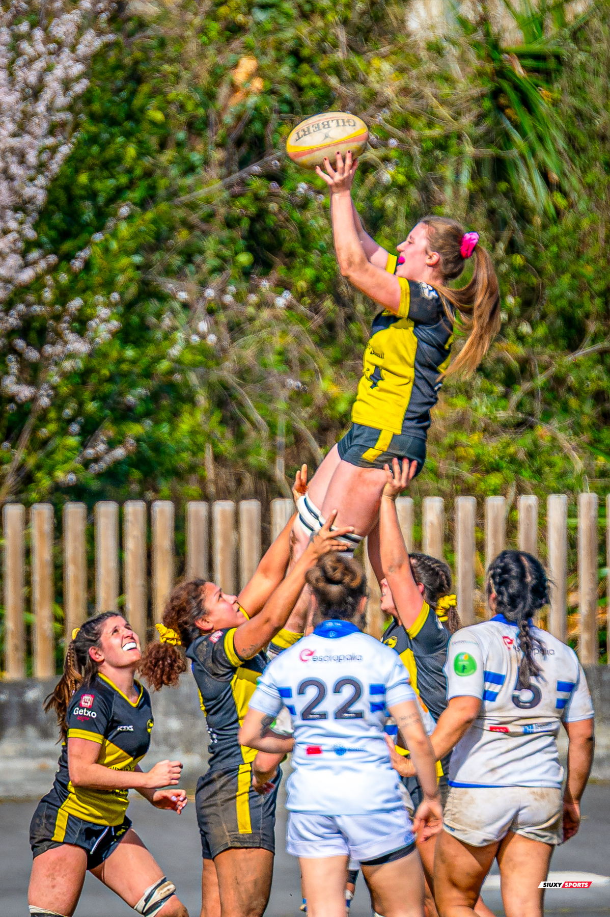  Getxo Artea Rugby Taldea - Olimpico RC Pozuelo - Rugby - FER 2026 - Getxo Neskak vs Olimpico Pozuelo (#FER26GNOP02) Photo by: Fredy Monfoto | Siuxy Sports 2026-02-22