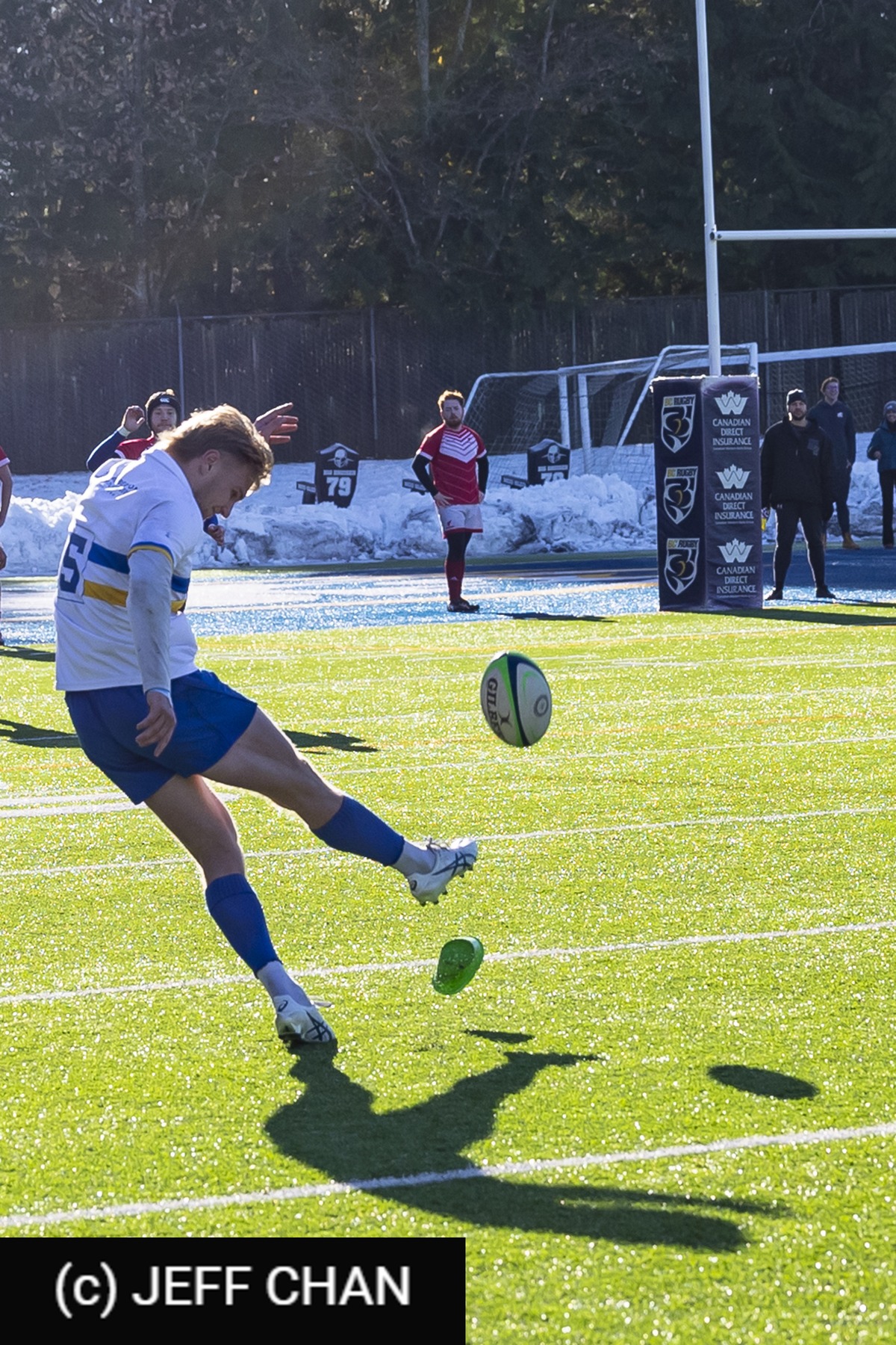  University of Victoria - Memorial University of Newfoundland - Rugby - CANUMENS 2022 - U Victoria vs Memorial U -  by Jeff Chan (#CANUMENS2209) Photo by: Jeff Chan | Siuxy Sports 2022-12-04