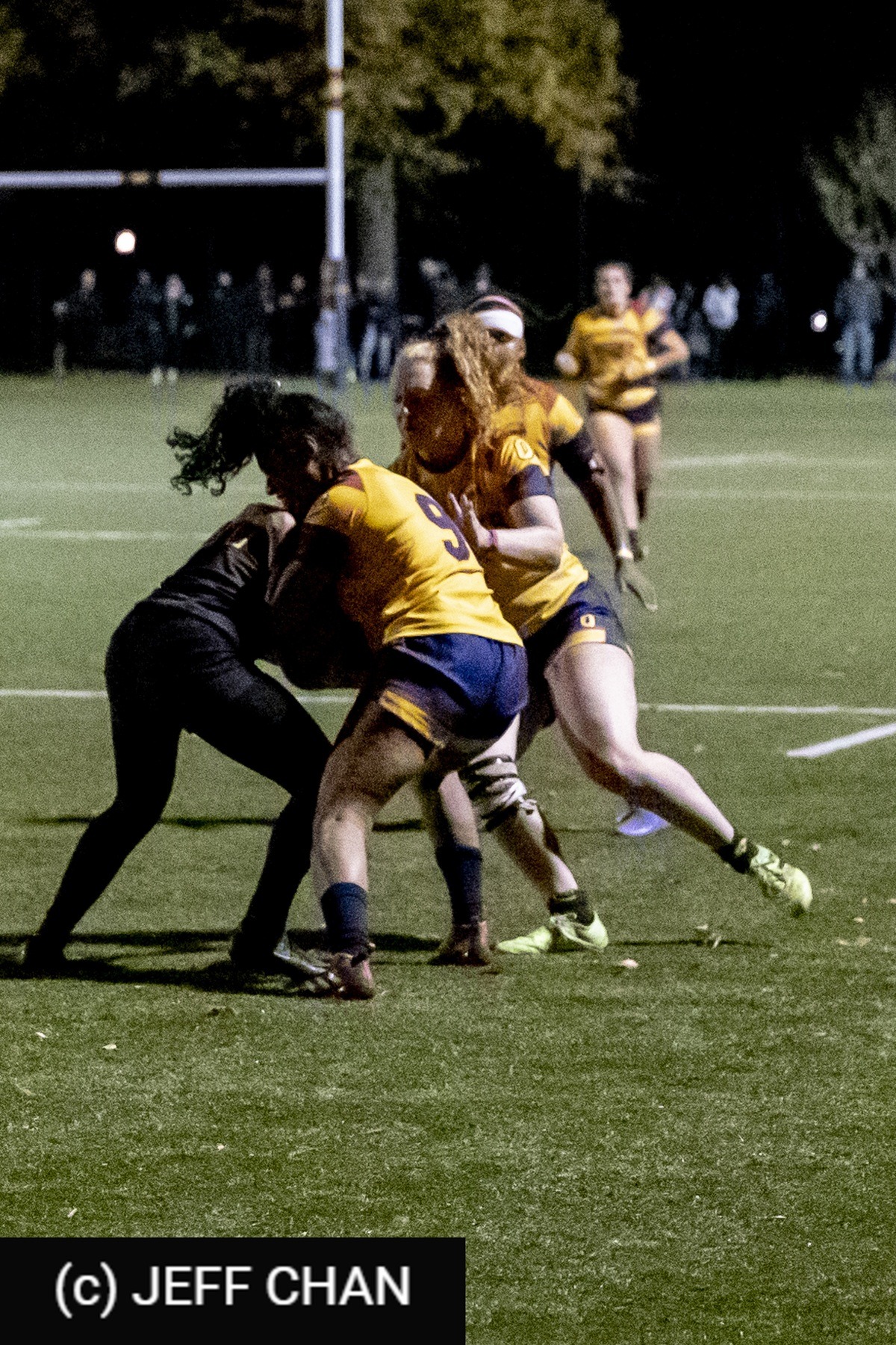  Queen's University - University of Guelph - Rugby - OUA 2022 Queen's (W) vs Guelph Champions (#OUW22QWGU10) Photo by: Jeff Chan | Siuxy Sports 2022-10-28