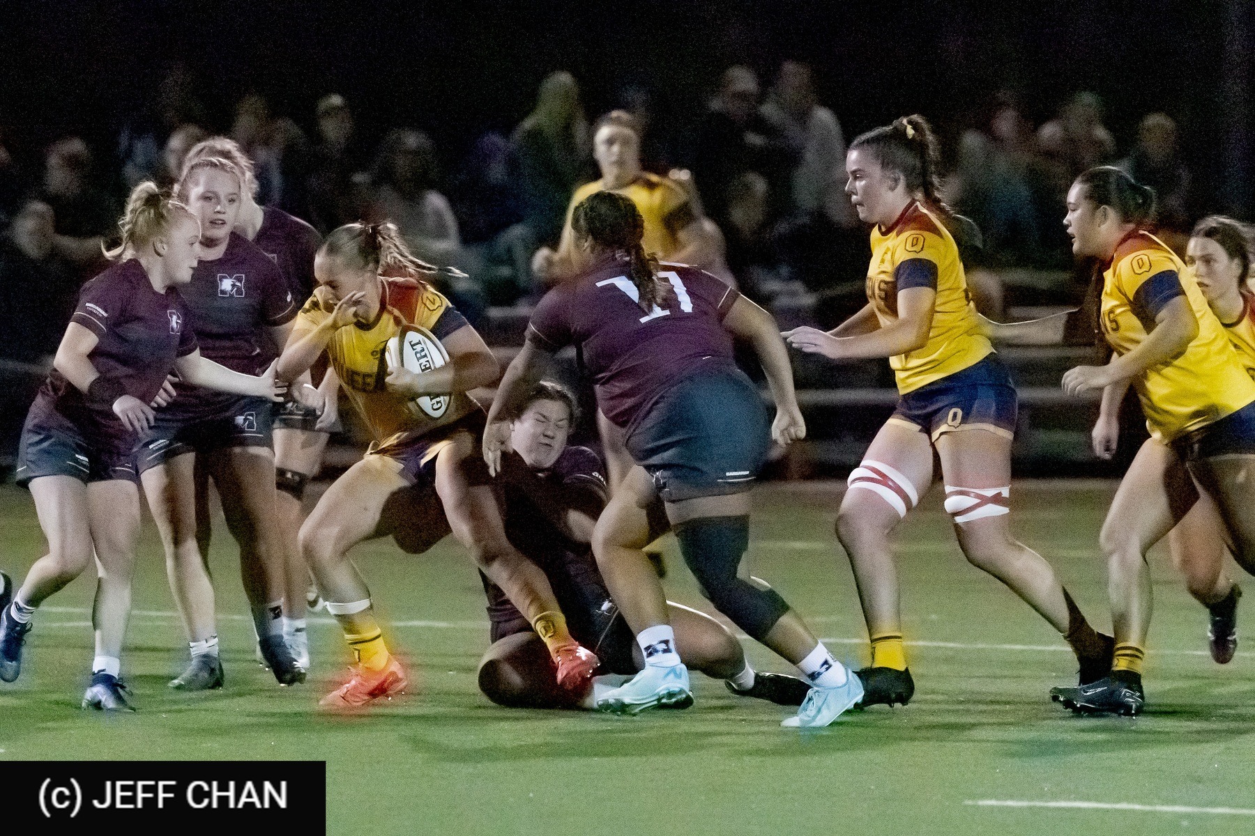  Queen's University - McMaster University - Rugby - OUA 2024 Queen's (W) vs McMaster (#OUW24QWMC10) Photo by: Jeff Chan | Siuxy Sports 2024-10-05