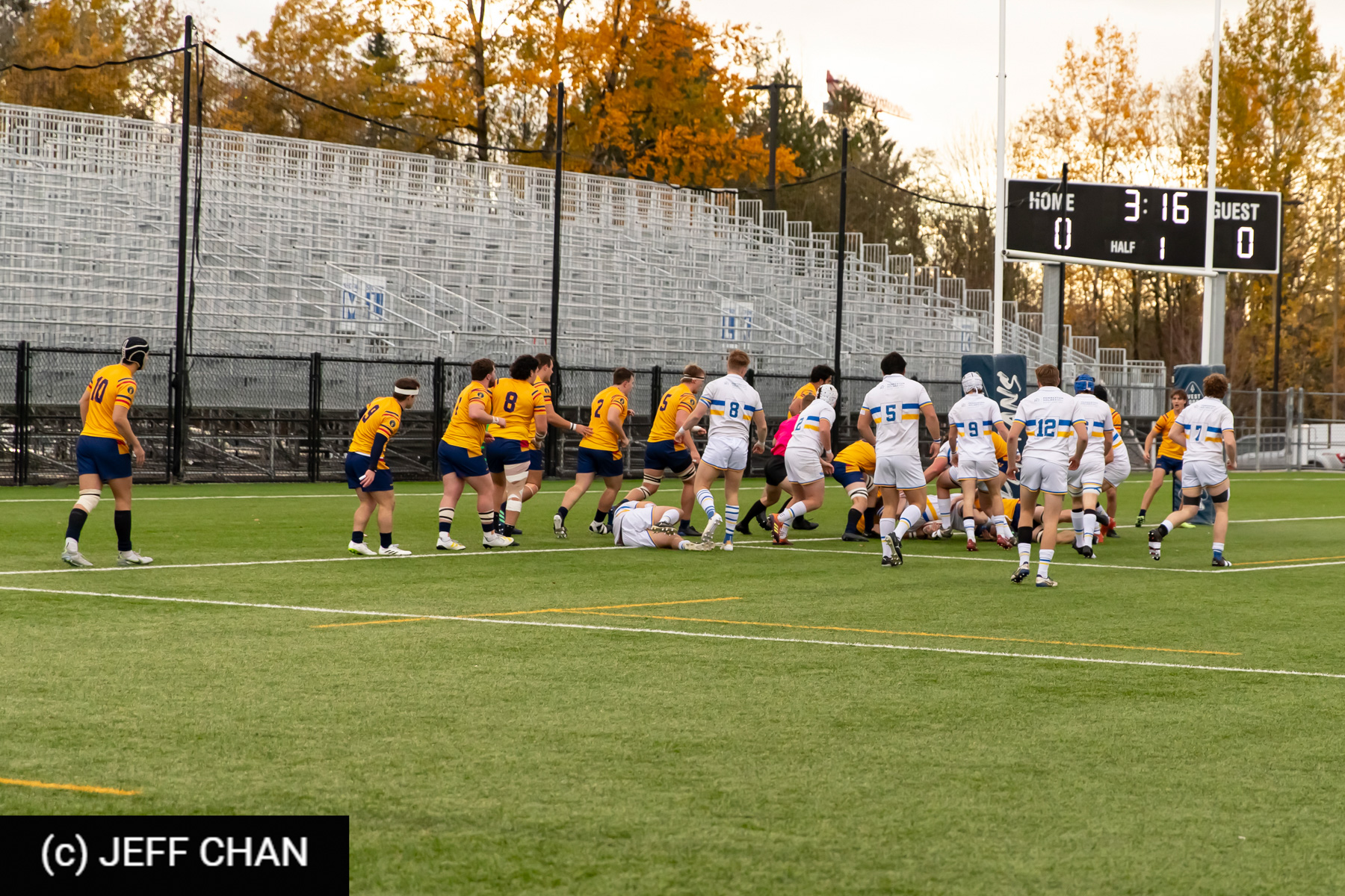  Queen's University - University of Victoria - Rugby - CANUMENS 2023 - Quarter final - Queen's vs UVic by Jeff Chan (#CANUMENS2301) Photo by: Jeff Chan | Siuxy Sports 2023-11-15