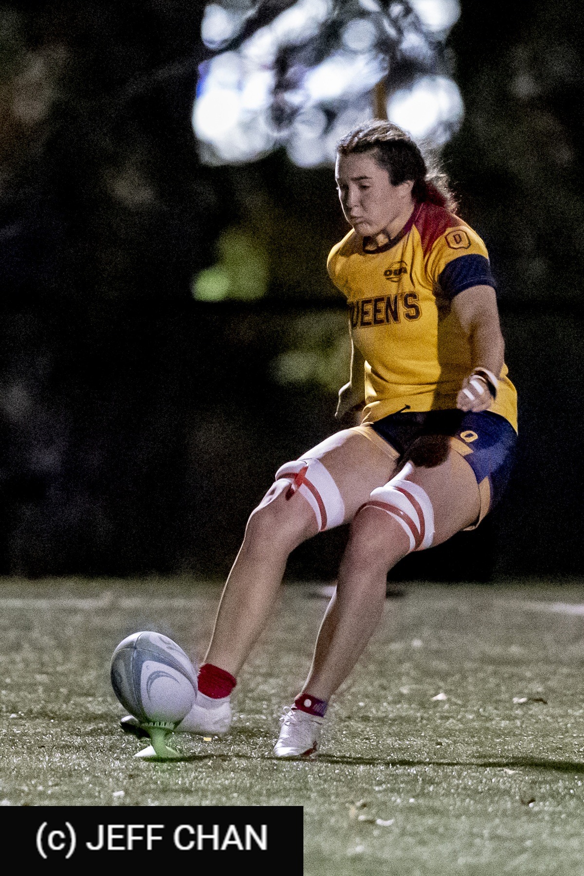  Queen's University - University of Guelph - Rugby - OUA 2022 Queen's (W) vs Guelph Champions (#OUW22QWGU10) Photo by: Jeff Chan | Siuxy Sports 2022-10-28