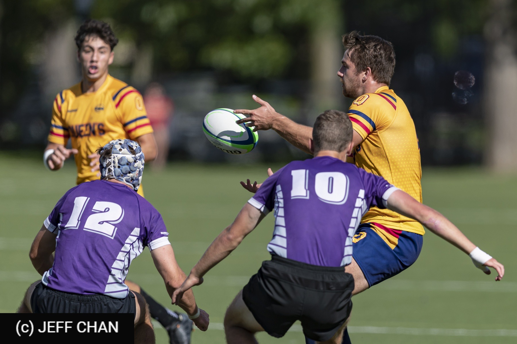  Queen's University - University of Western Ontario - Rugby - OUA 2022 Queen's vs Western (#OUA22QUWE09) Photo by: Jeff Chan | Siuxy Sports 2022-09-24