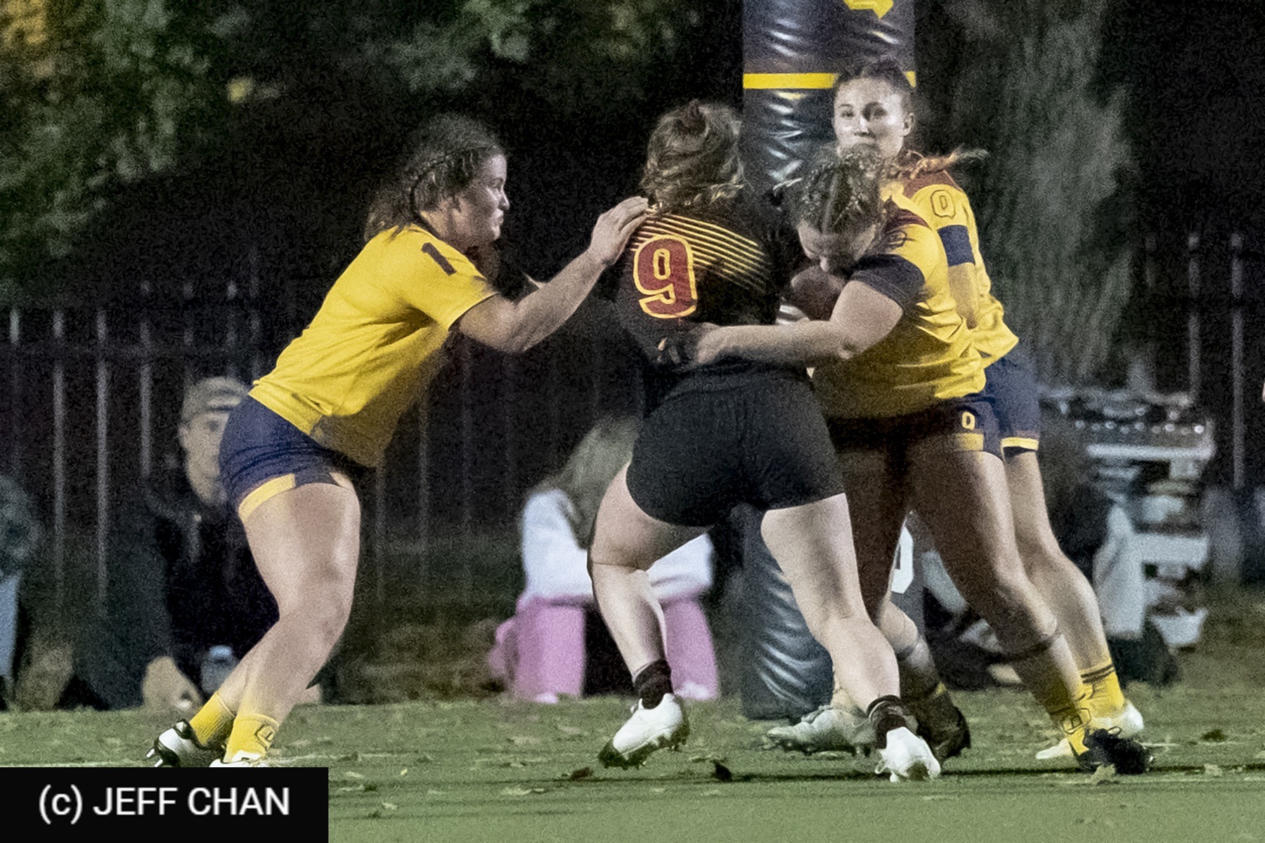 Queen's University - University of Guelph - Rugby - OUA 2023 Queen's (W) vs Guelph Final (#OUW23QWGU10) Photo by: Jeff Chan | Siuxy Sports 2023-10-27