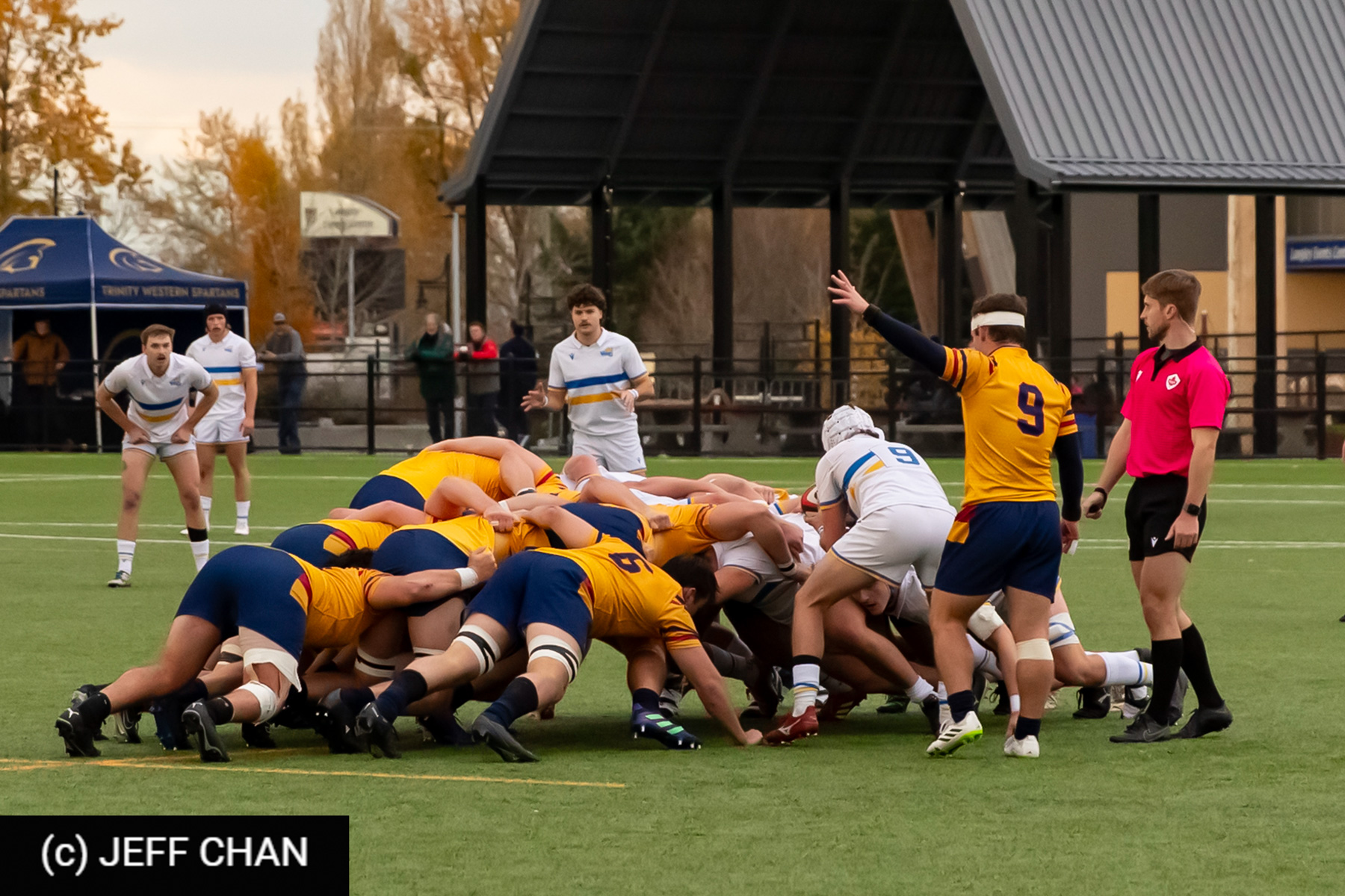  Queen's University - University of Victoria - Rugby - CANUMENS 2023 - Quarter final - Queen's vs UVic by Jeff Chan (#CANUMENS2301) Photo by: Jeff Chan | Siuxy Sports 2023-11-15