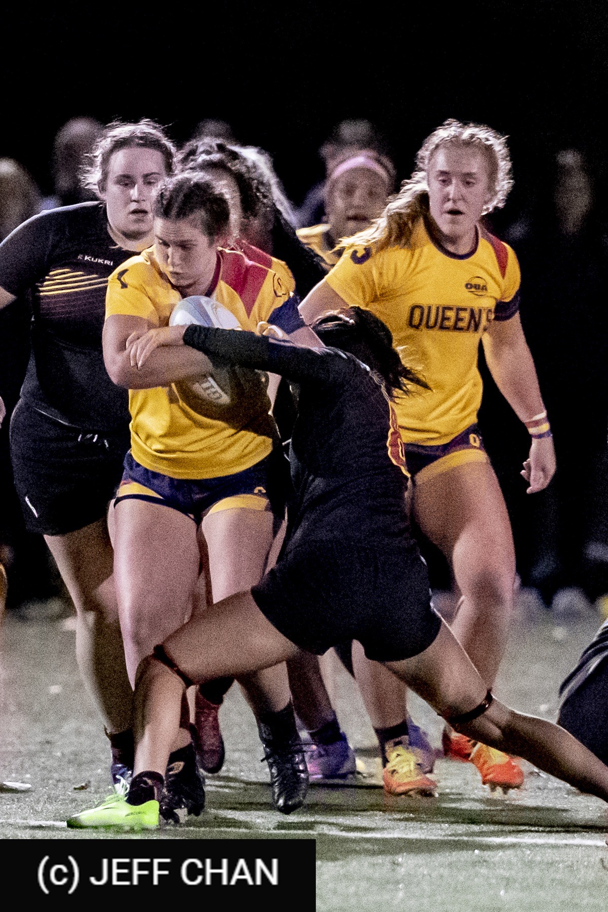  Queen's University - University of Guelph - Rugby - OUA 2022 Queen's (W) vs Guelph Champions (#OUW22QWGU10) Photo by: Jeff Chan | Siuxy Sports 2022-10-28