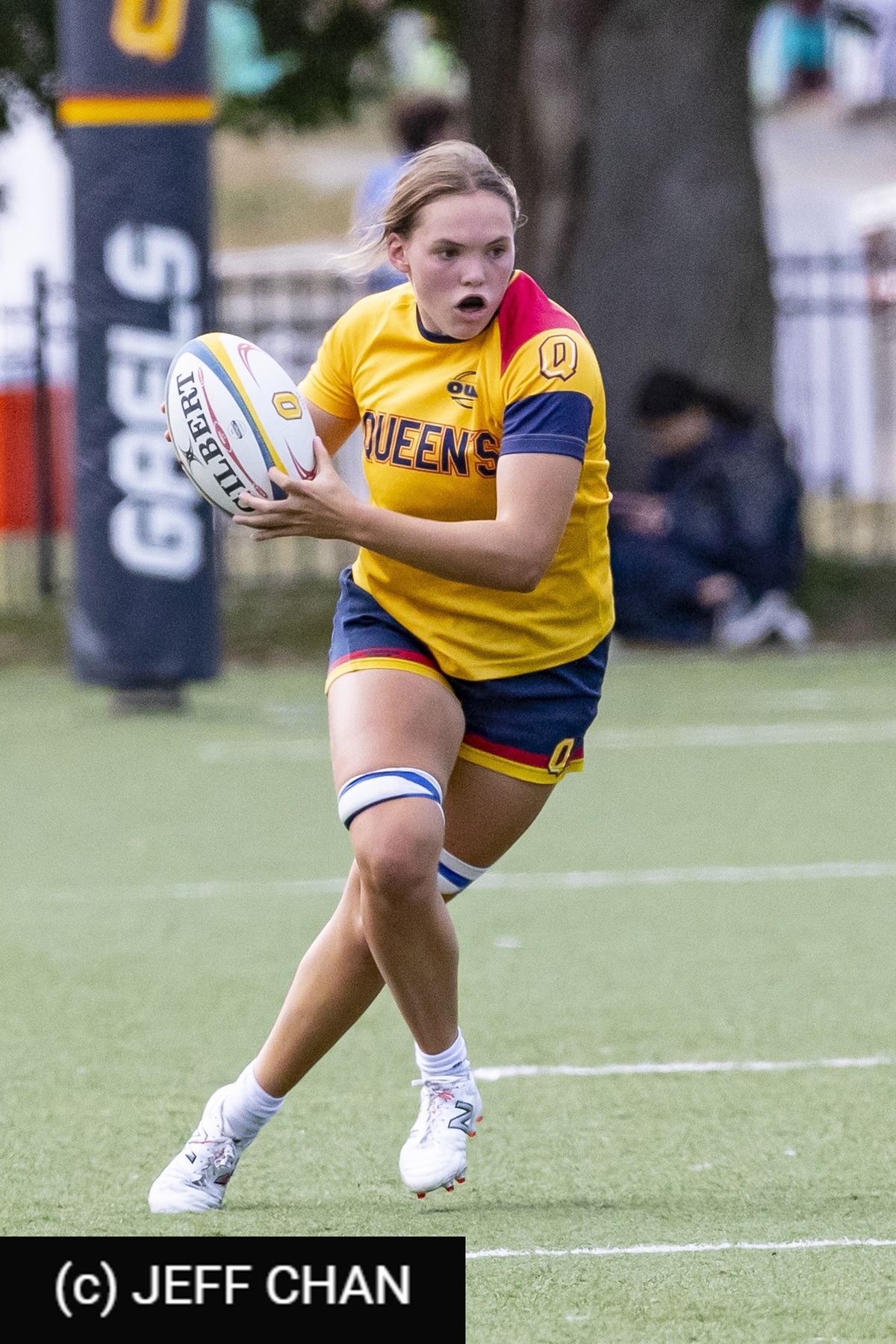  Queen's University - University of Toronto - Rugby - OUA 2023 Queen's (W) vs Toronto (#OUW23QWUT09) Photo by: Jeff Chan | Siuxy Sports 2023-09-09