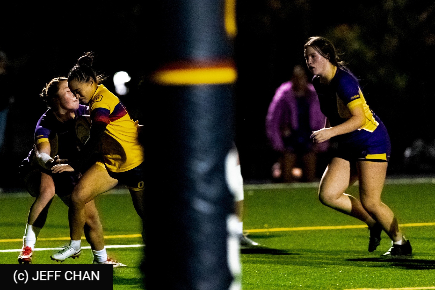  Queen's University - Wilfrid Laurier University - Rugby - OUA 2025 Queen's (W) vs Laurier (#OUW25QWLA10) Photo by: Jeff Chan | Siuxy Sports 2025-10-17