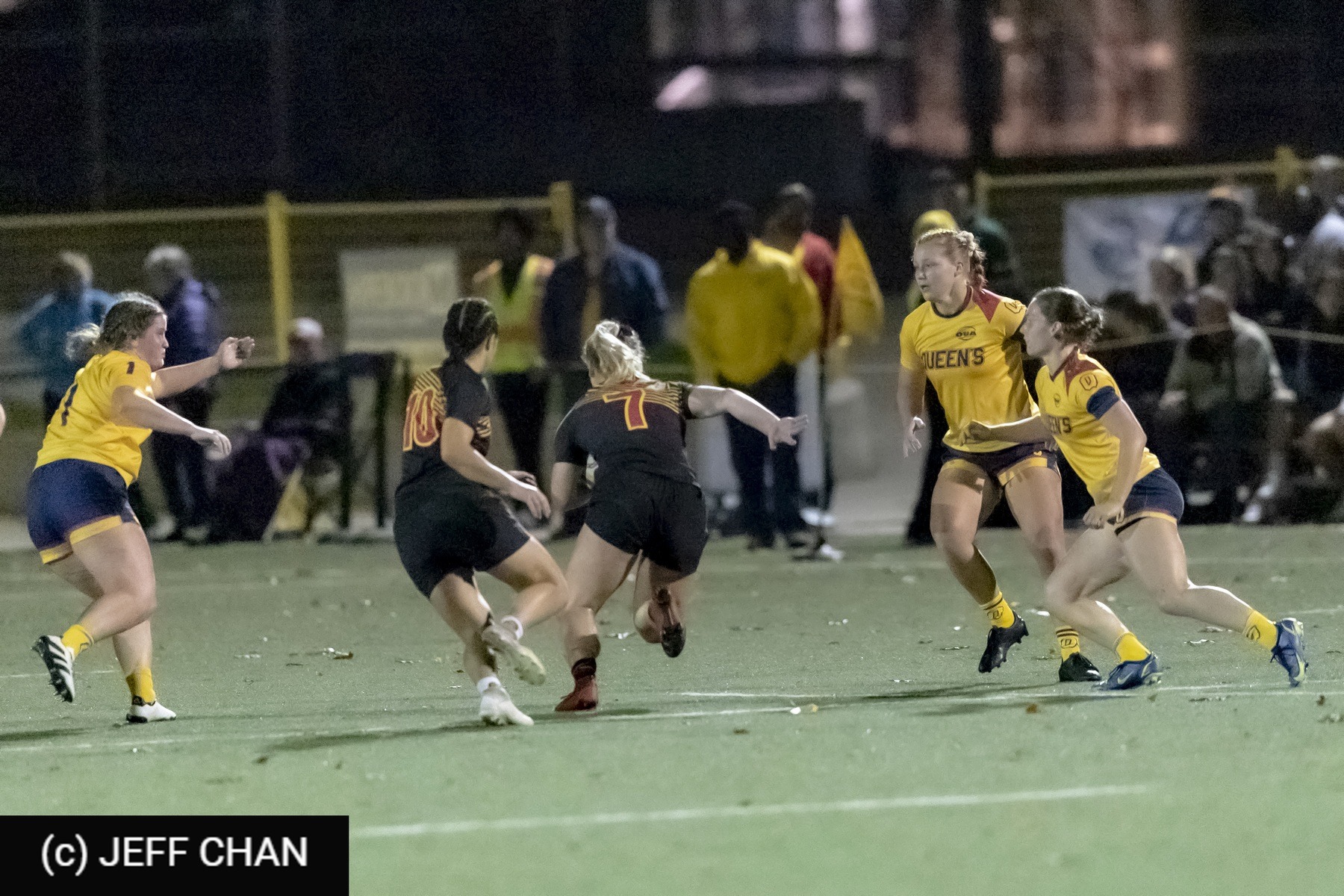 Queen's University - University of Guelph - Rugby - OUA 2023 Queen's (W) vs Guelph Final (#OUW23QWGU10) Photo by: Jeff Chan | Siuxy Sports 2023-10-27