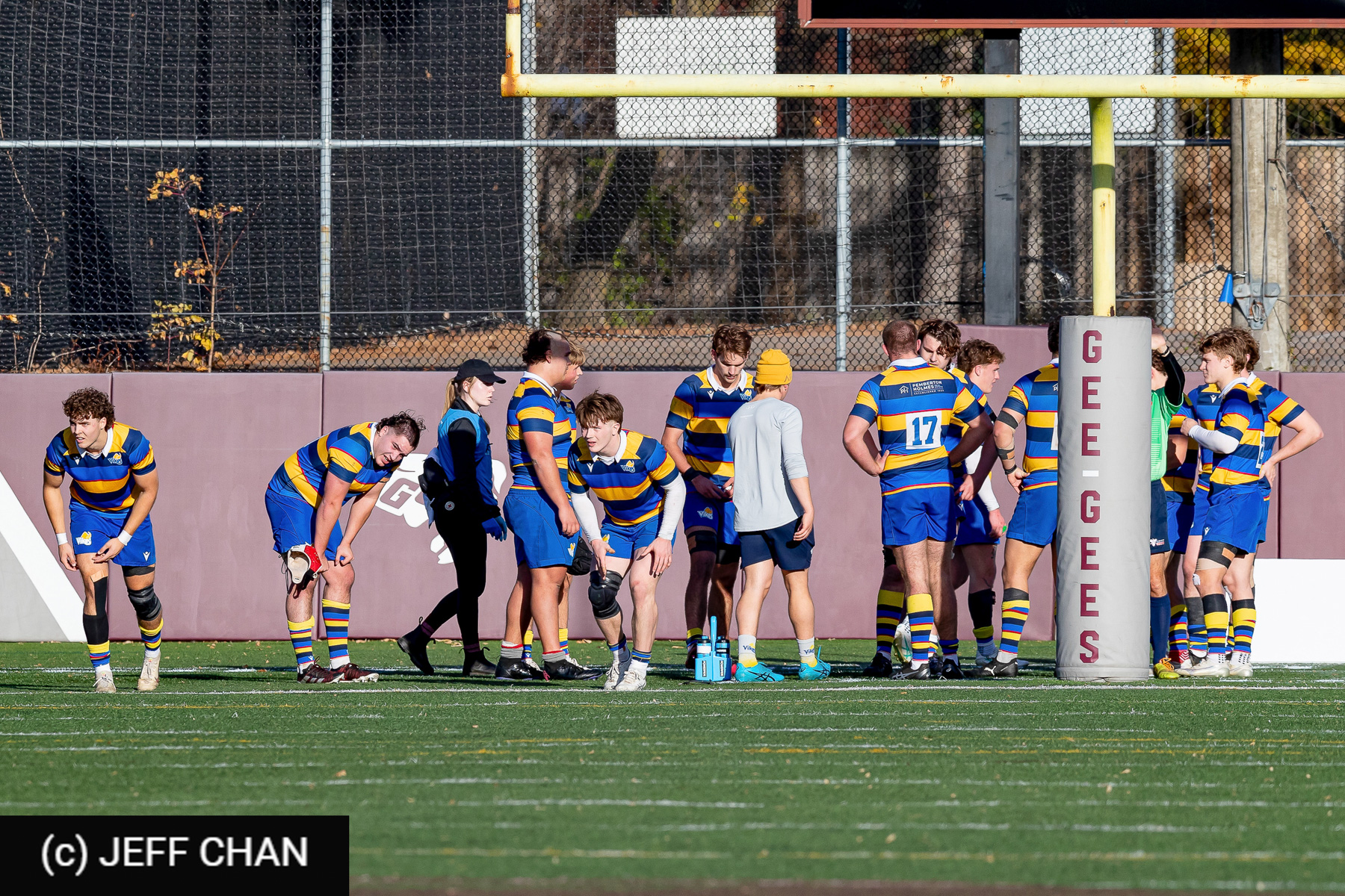  Université Ottawa - University of Victoria - Rugby - CANUMENS 2024 - Consolation Semi - Ottawa vs UVic by Jeff Chan (#CANUMENS2406) Photo by: Jeff Chan | Siuxy Sports 2024-11-15
